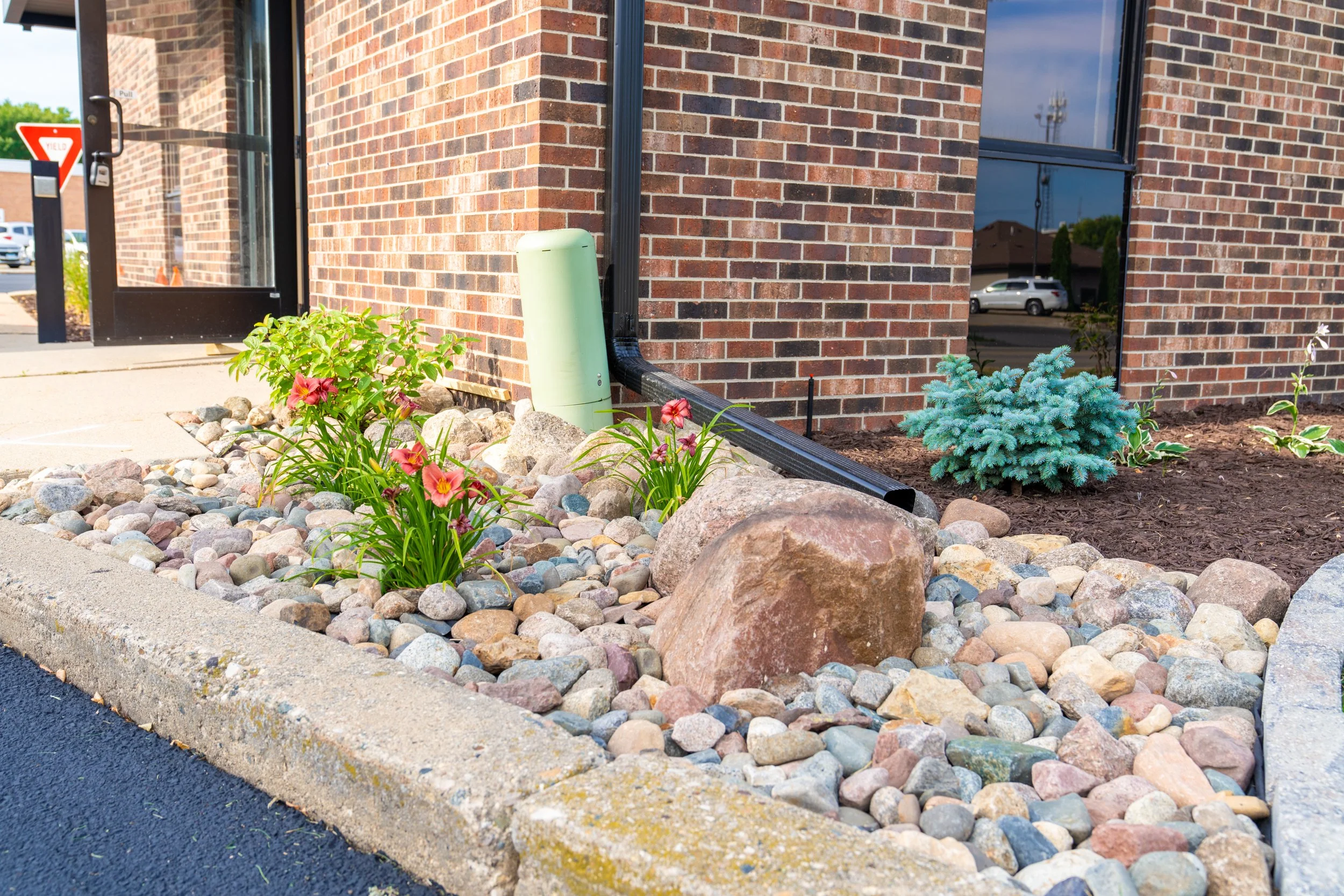 Landscape Bank - Web - 2023-08-3.jpg