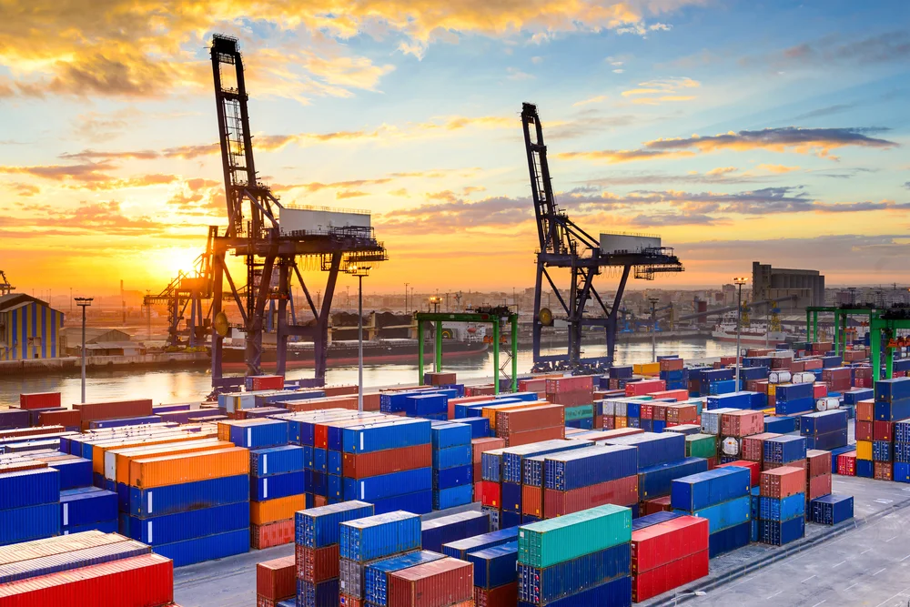 Sea freight.jpg