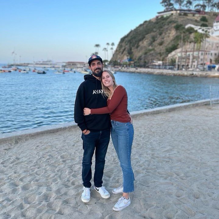 🏝️Enjoying a beautiful day on Catalina Island! #hoodie #catalinawinemixer #stepbrothersmovie #view #avaylen #teamavaylen