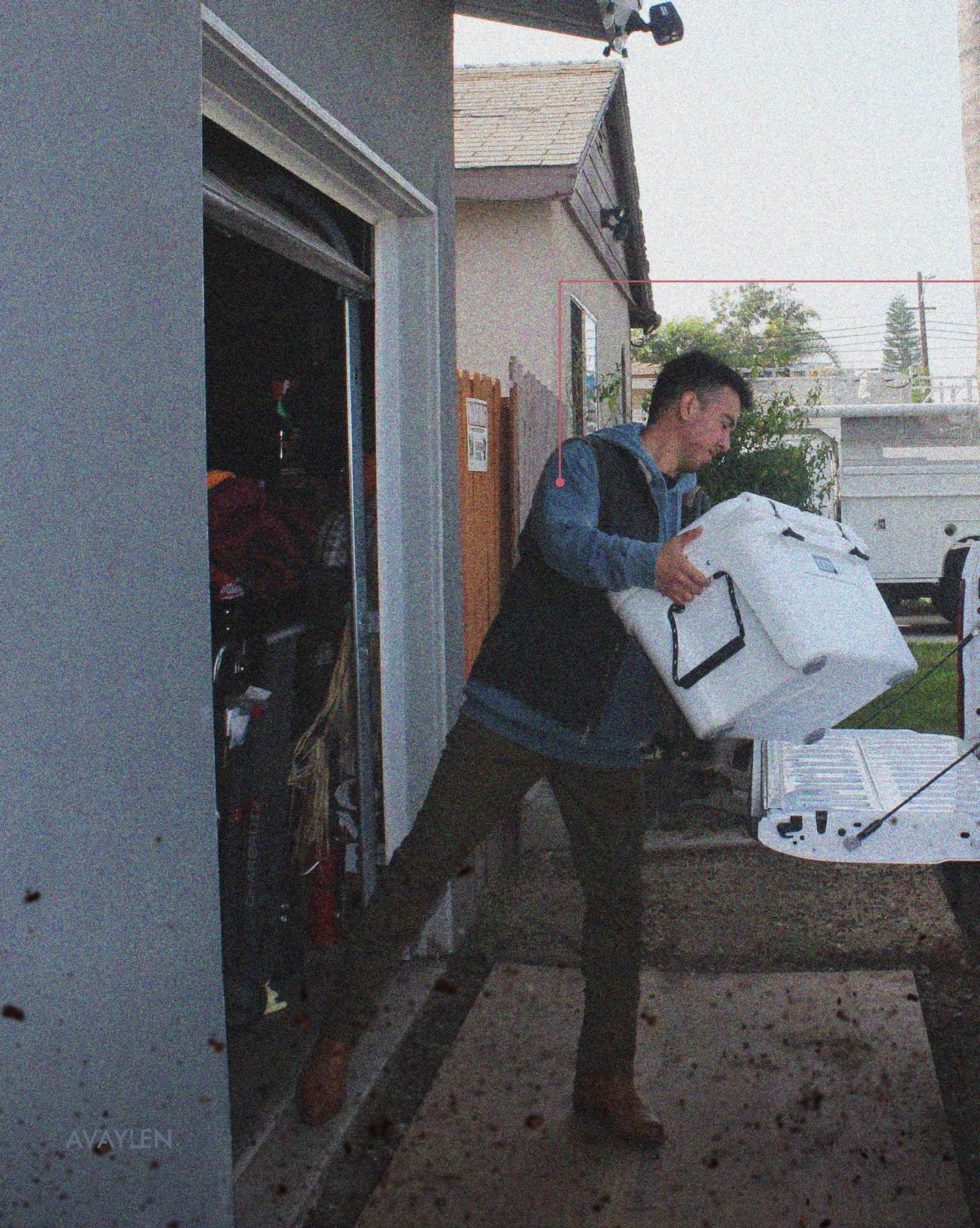 Load up. Gear up. Avaylen.com. 

Avaylen makes elevated coastal-inspired westernwear built for beaches and backroads (and everything in between)⚡️Gear up at avaylen.com
.
.
.
#avaylen #countrywords #countrylyrics #countrymusic #coastalcountry