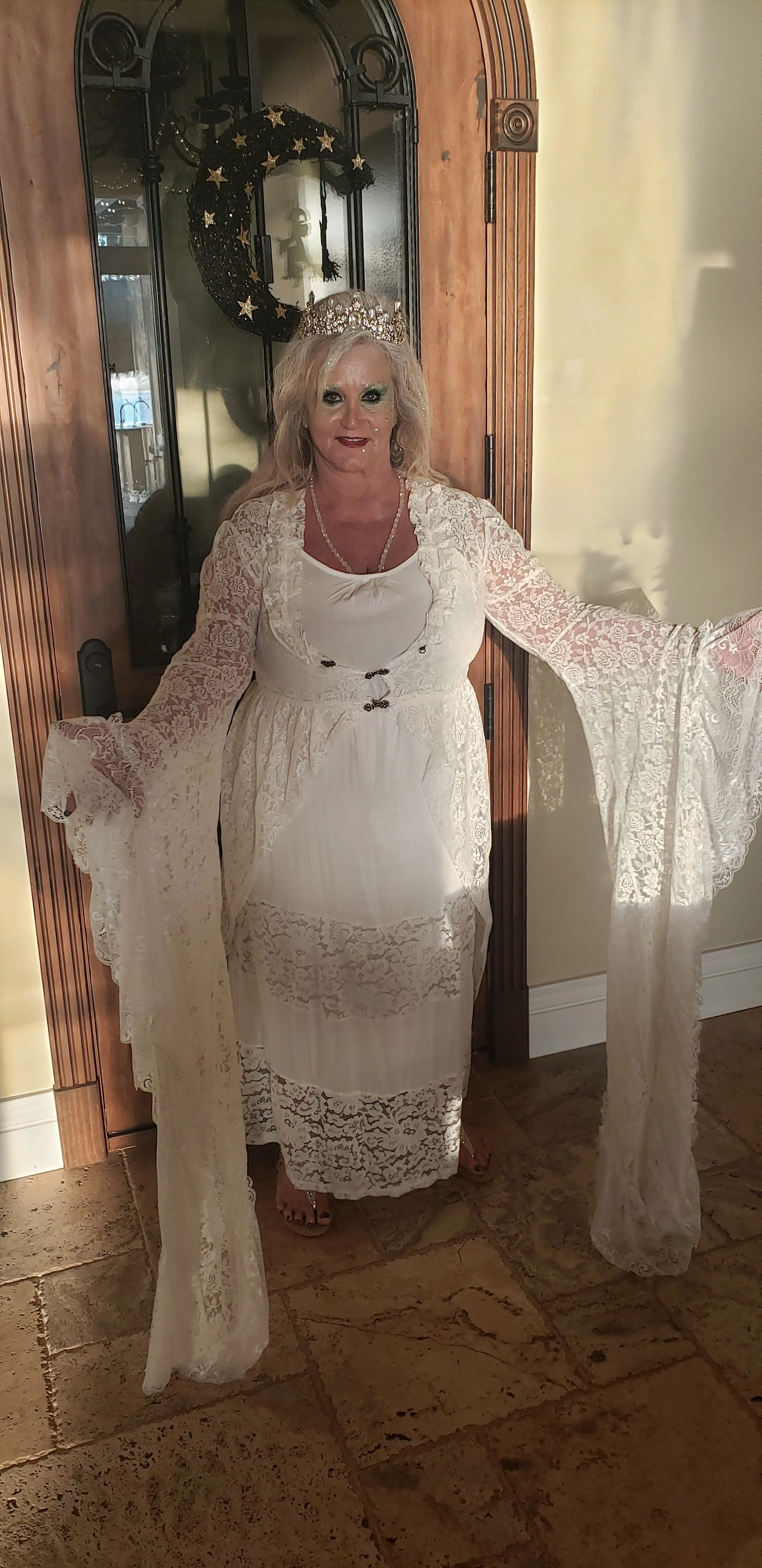 mom halloween2.jpg