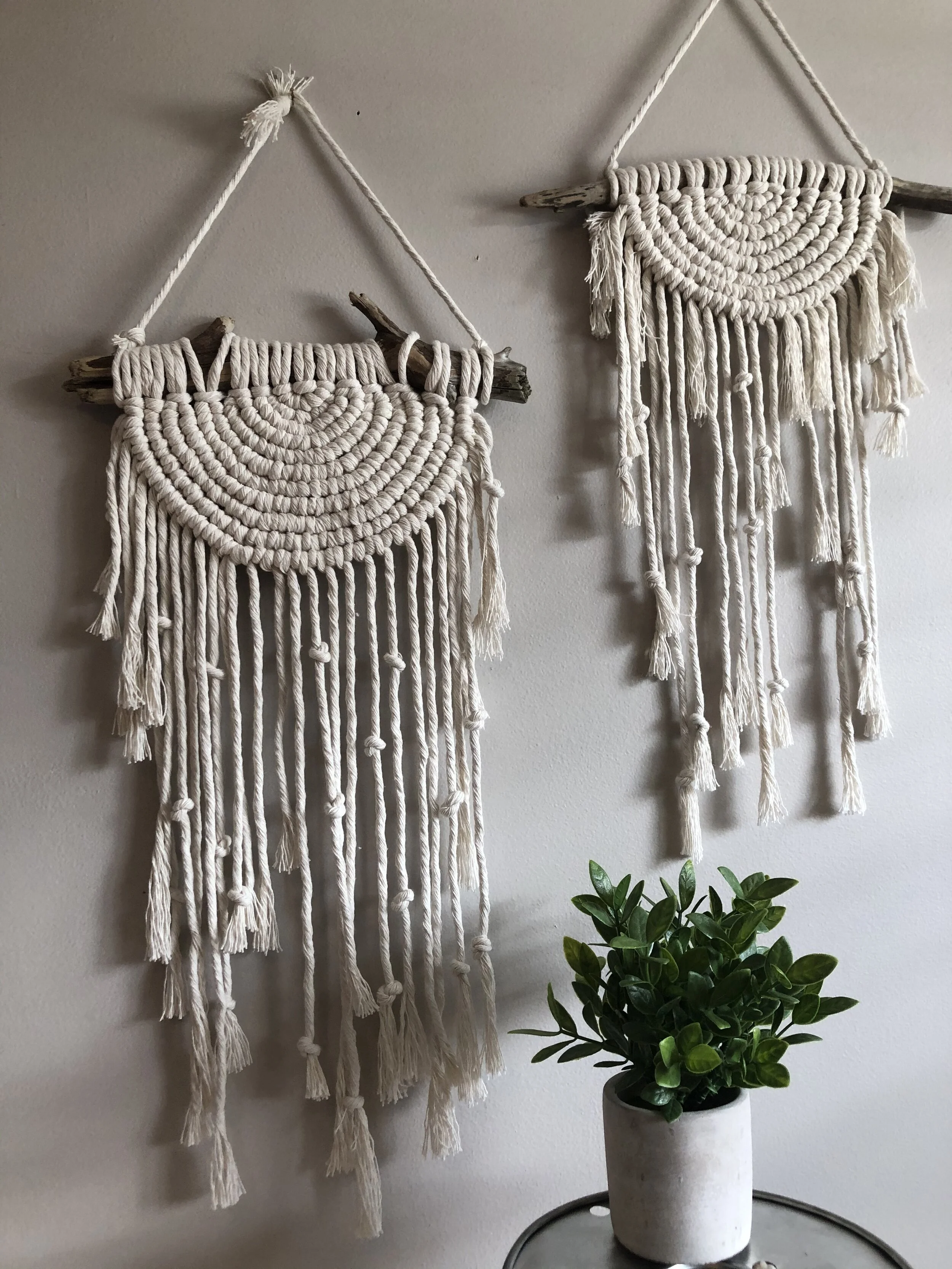 11922E09-A662-4AB0-A7F2-6891EA99CF4B