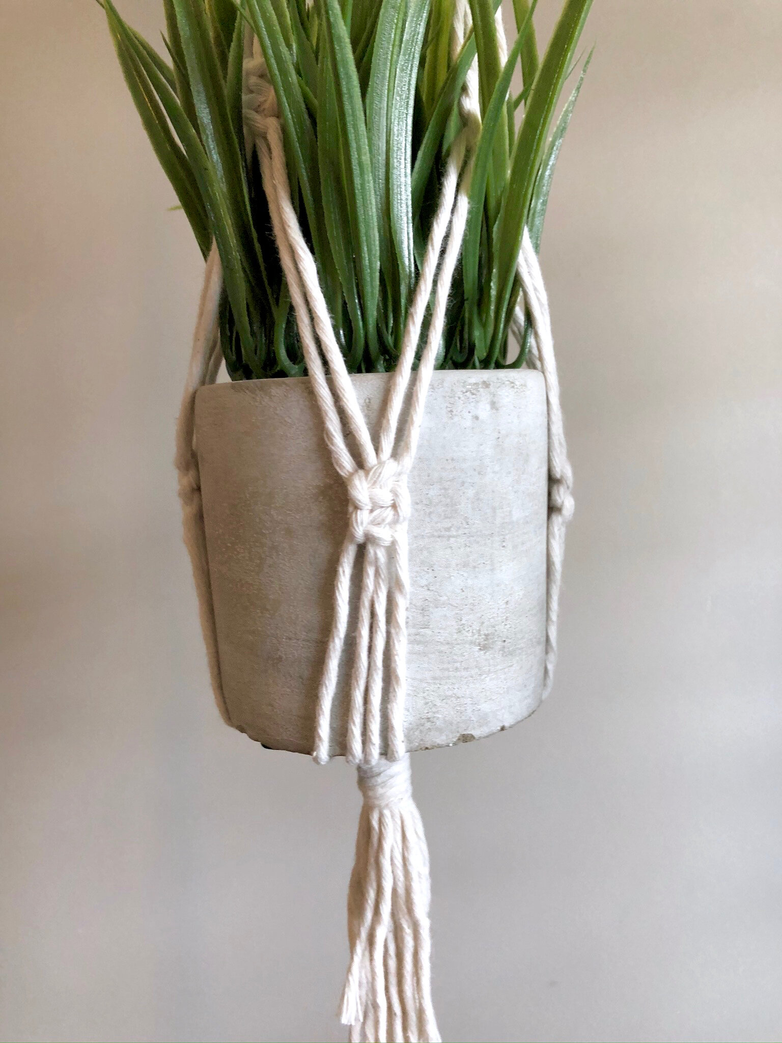 92AA7C56-298F-4635-8E47-E86F768B0A6E