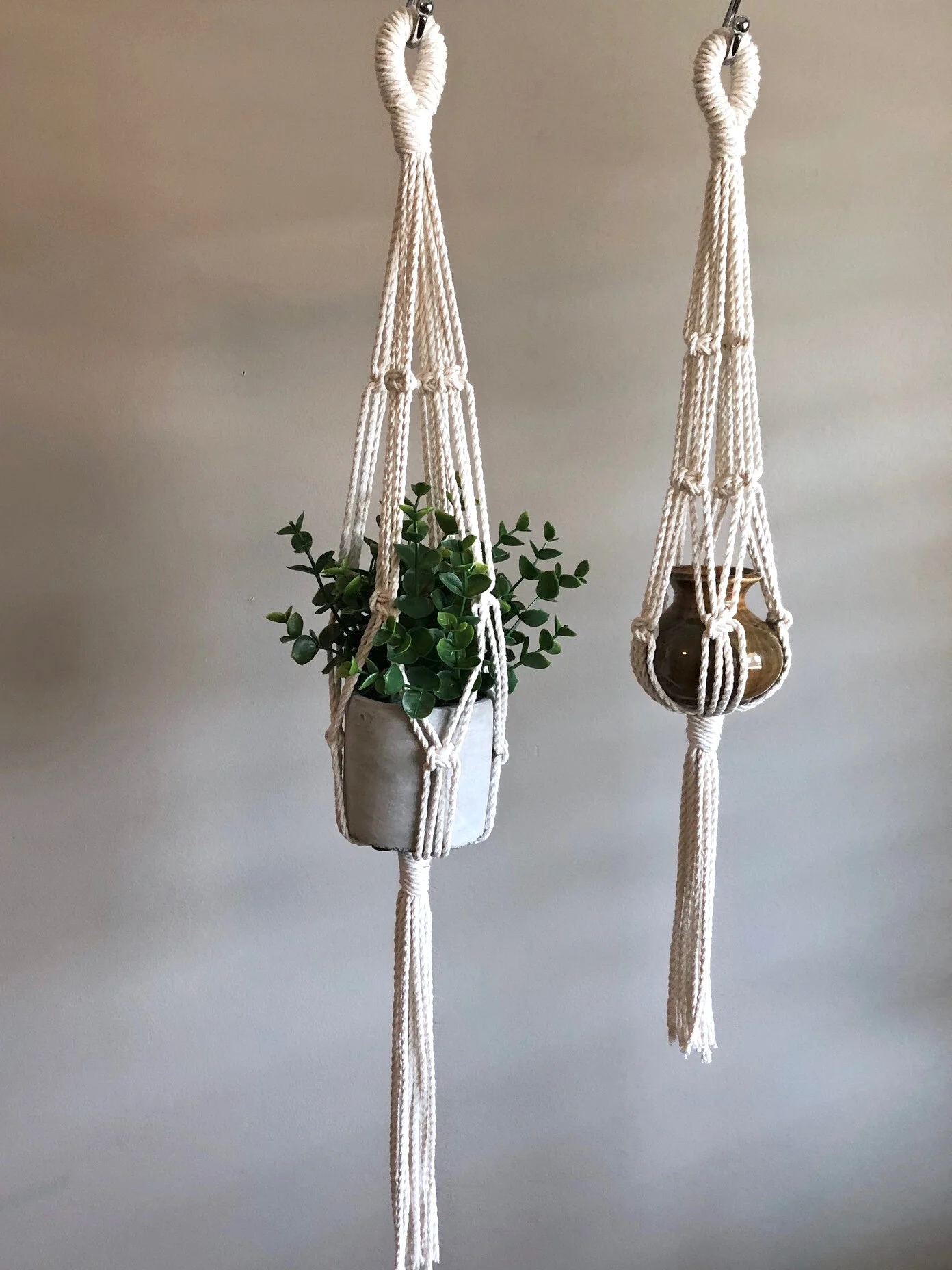 FB2B4C0E-4C12-4650-B598-AEBB18711EE0