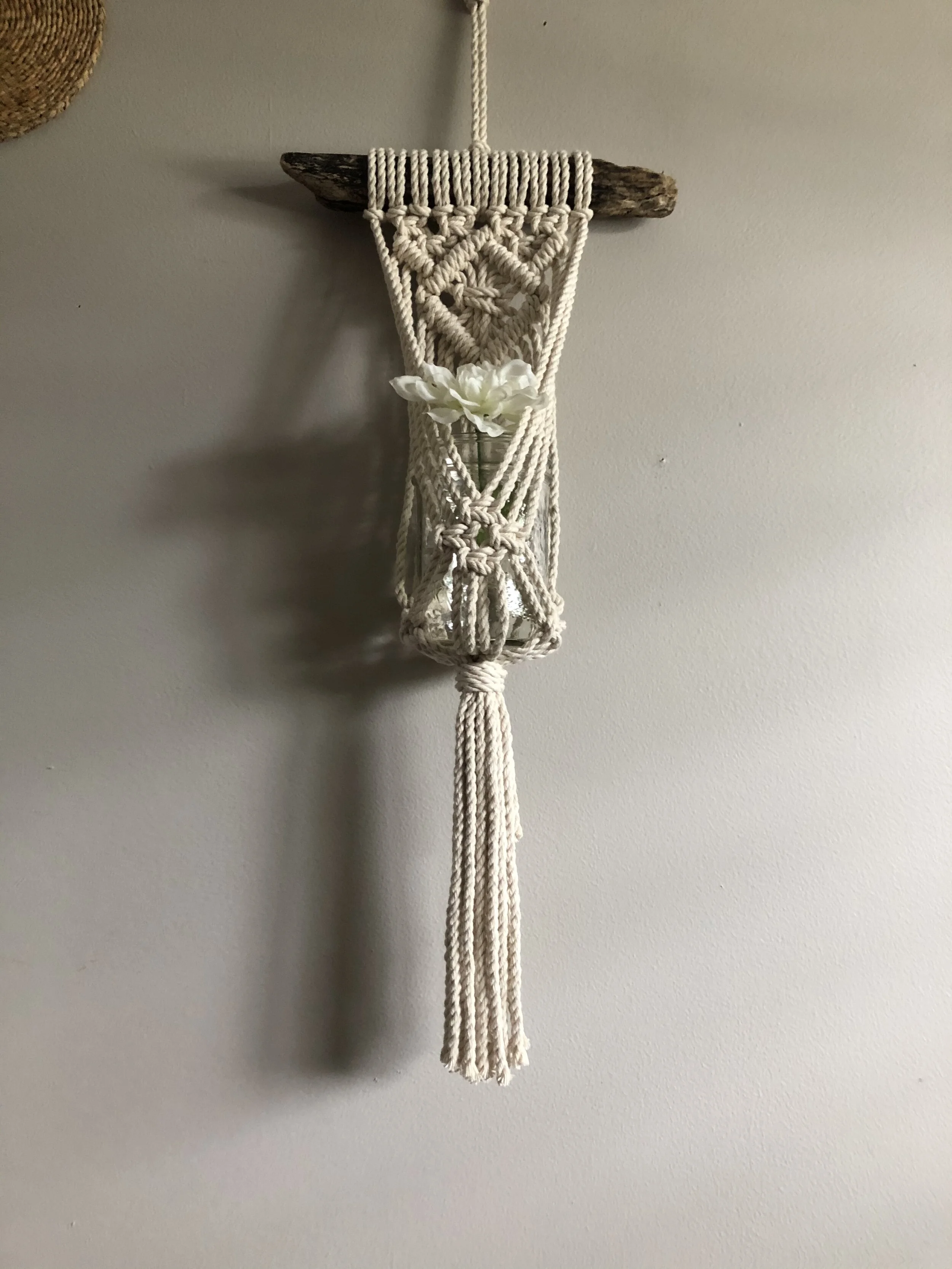 CD2D8C36-08F2-4B13-94D1-2B54E87493A4