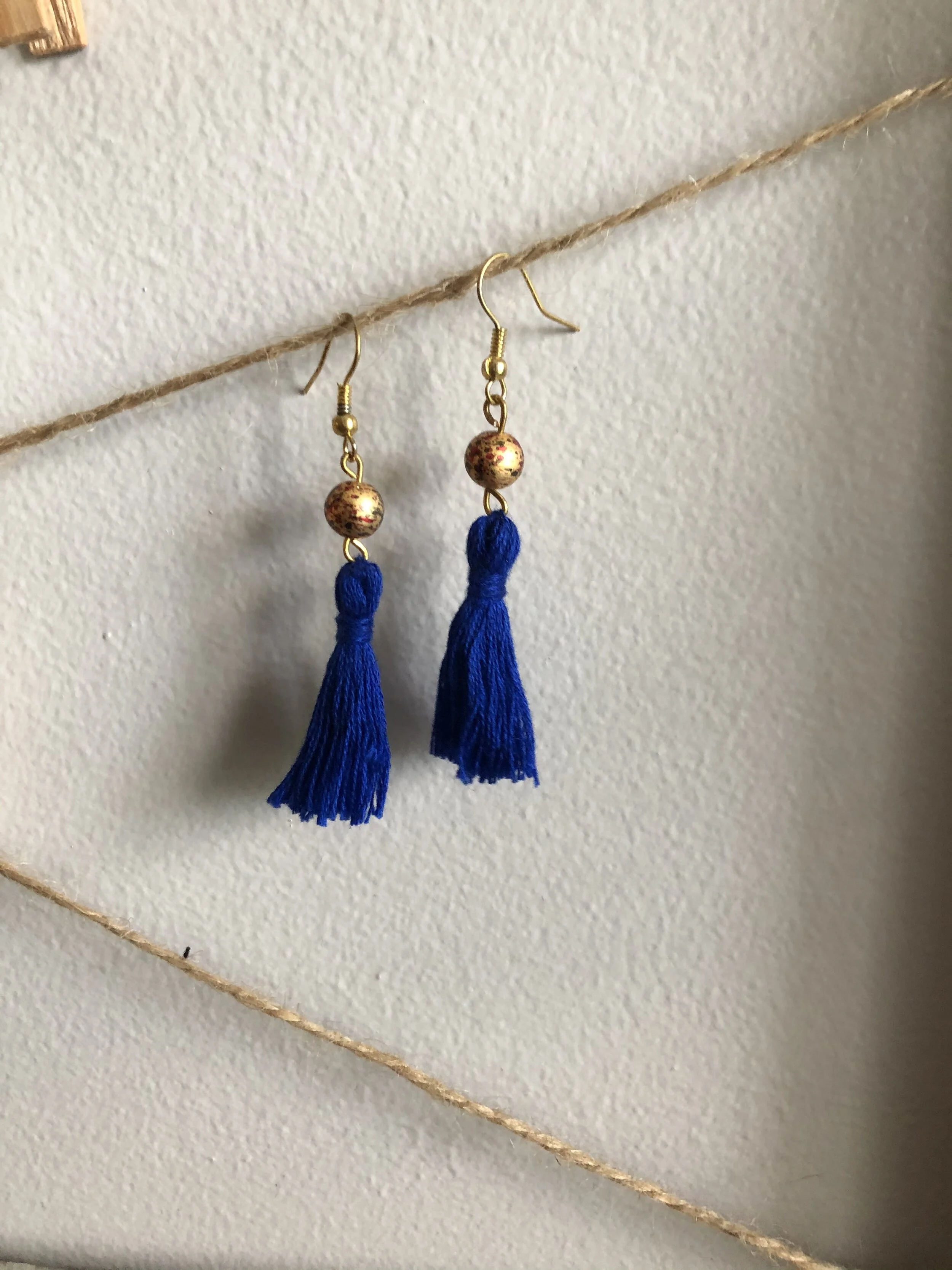 4B874B94-1D2A-4DE9-88D4-1038526FE39B