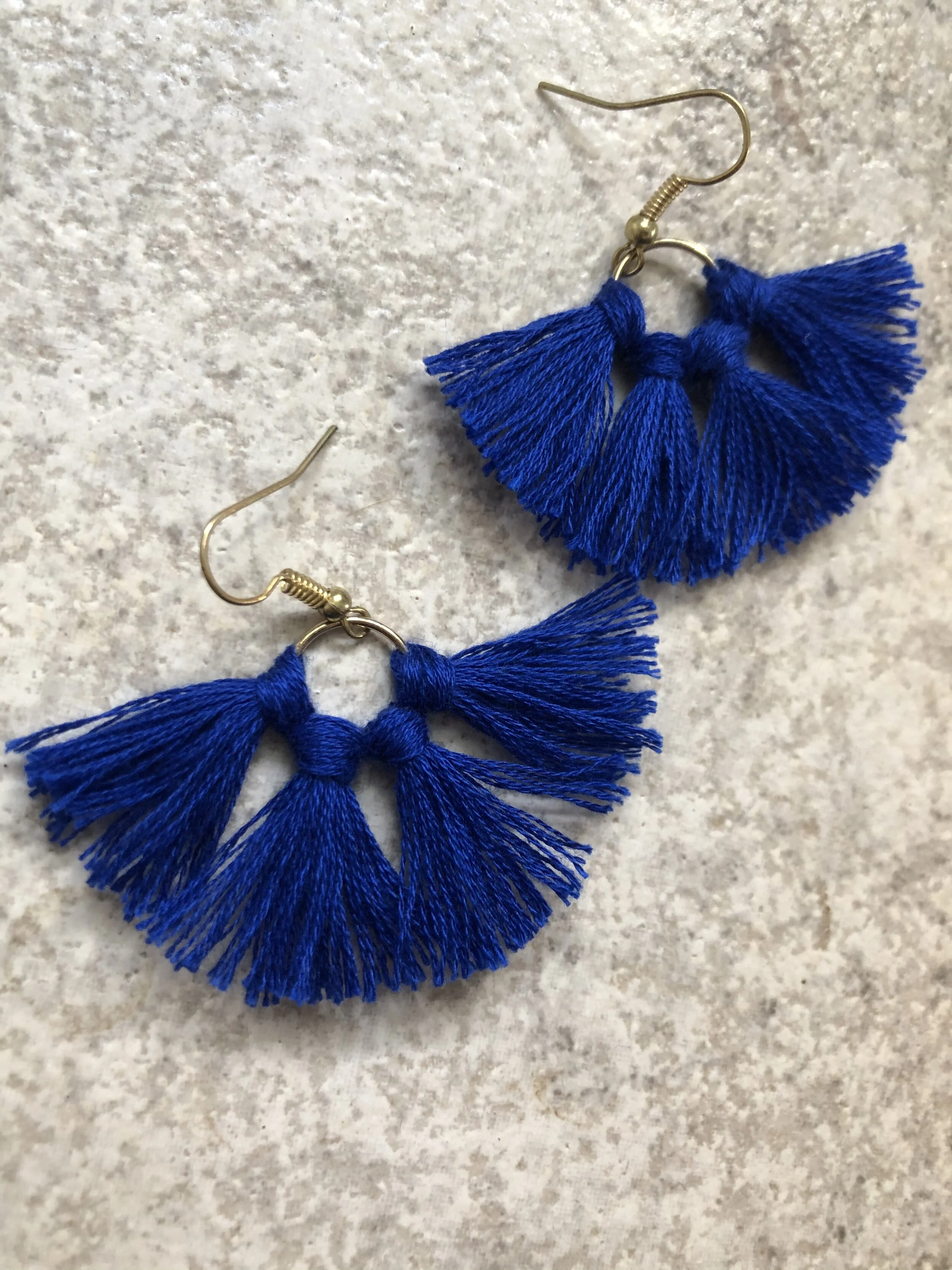 B50E78E4-6C12-49A3-A048-B5880F8DFD48