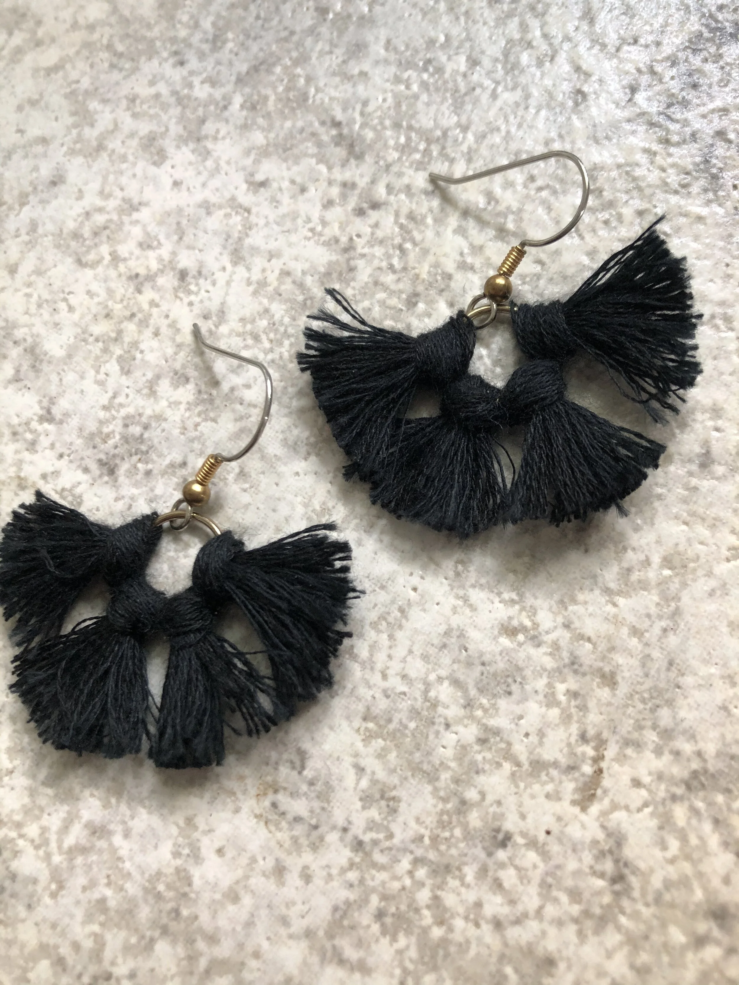 746B9886-20FB-45D6-A79F-C9B37E6C66F0