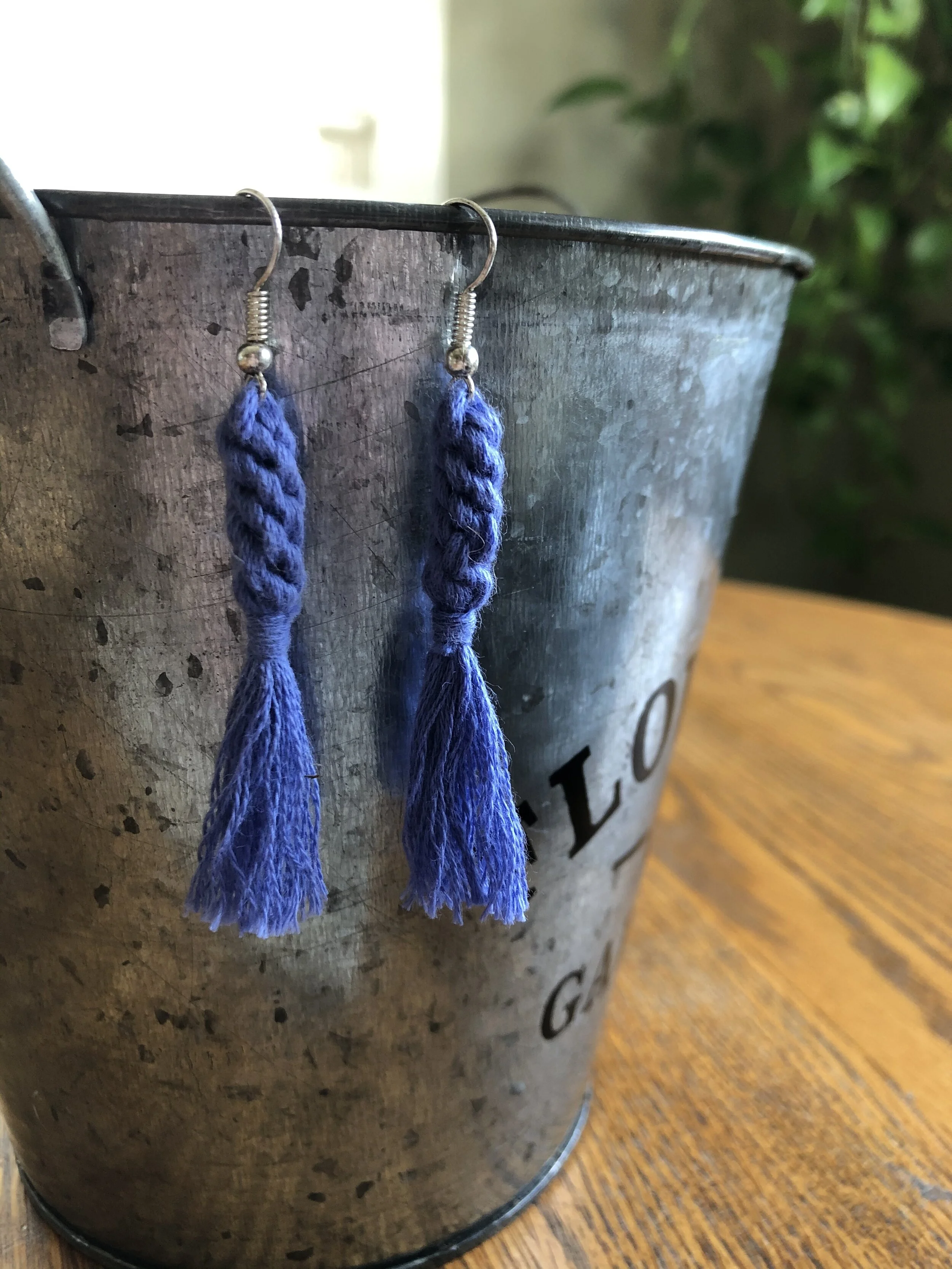 F5CC3CFB-6962-4BA7-9AED-06BB52FA13F1