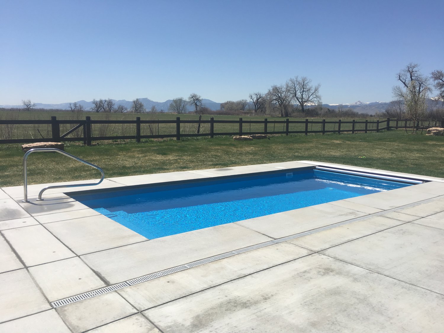 Sparkle Pool and Spa LLC - Home