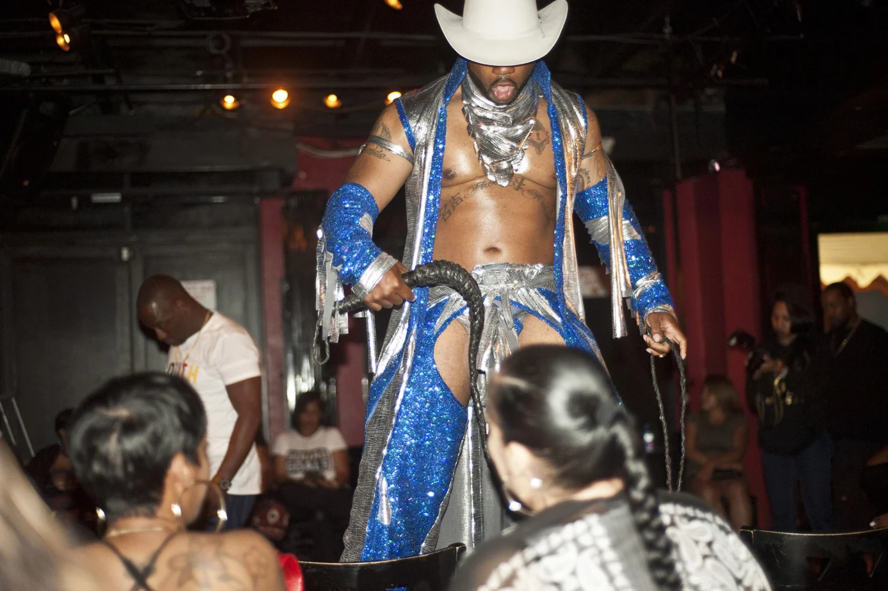 Strip Club Ladies Night Dosouto Photography