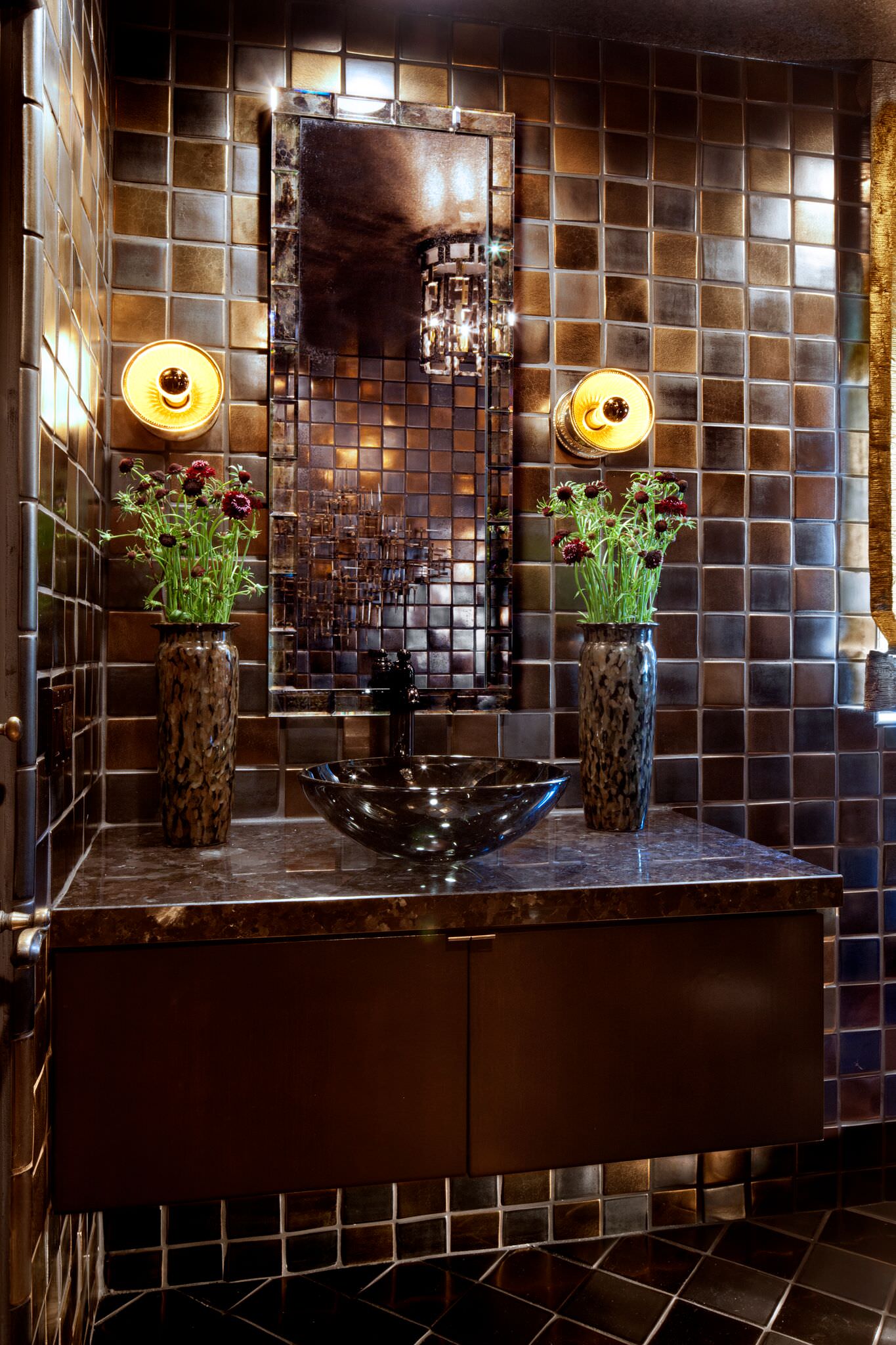 21+-+family+room+bathroom_preview.jpeg