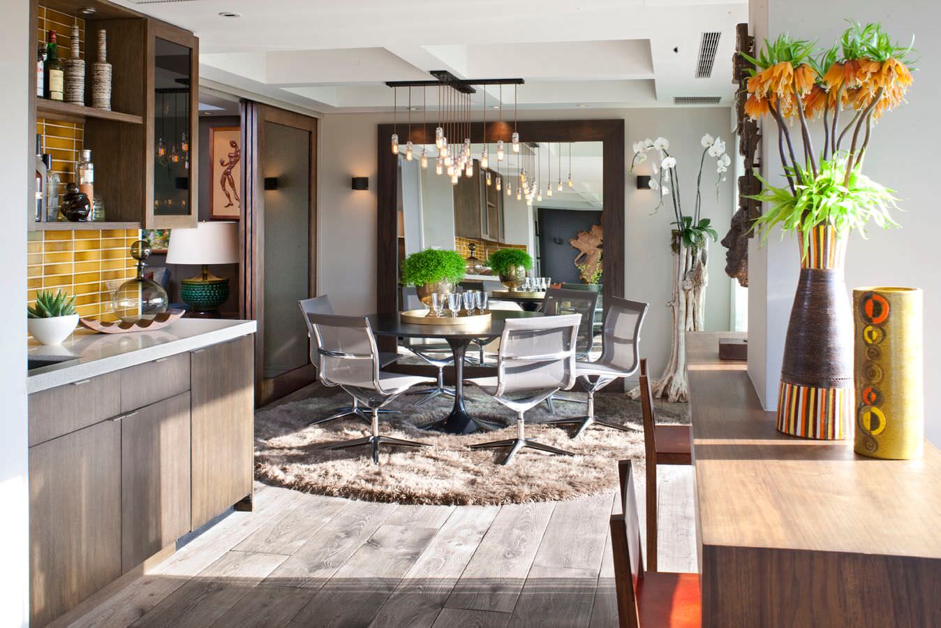 7+-+bar+to+dining+room_preview.jpeg