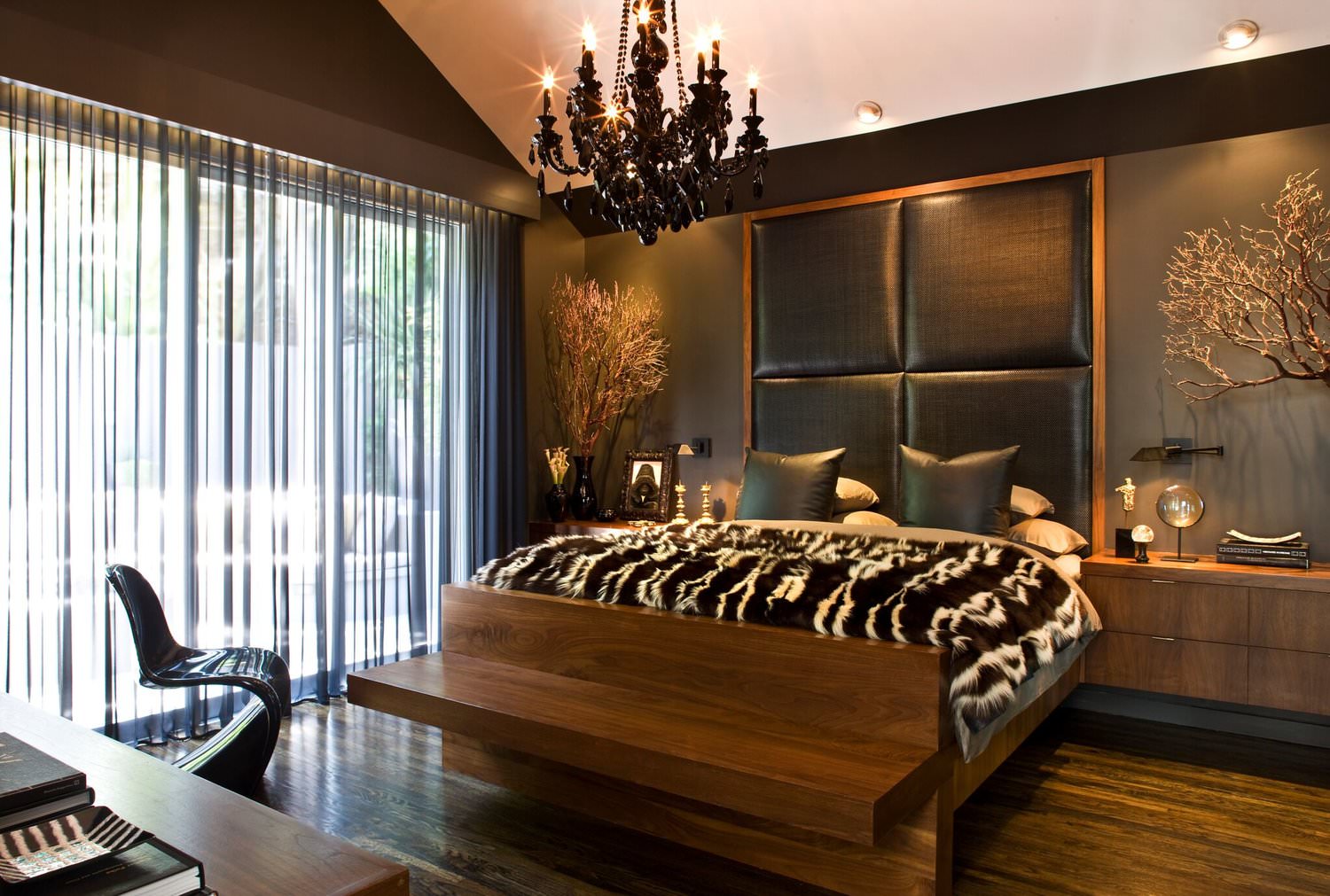 8+-+master+bedroom_preview.jpeg