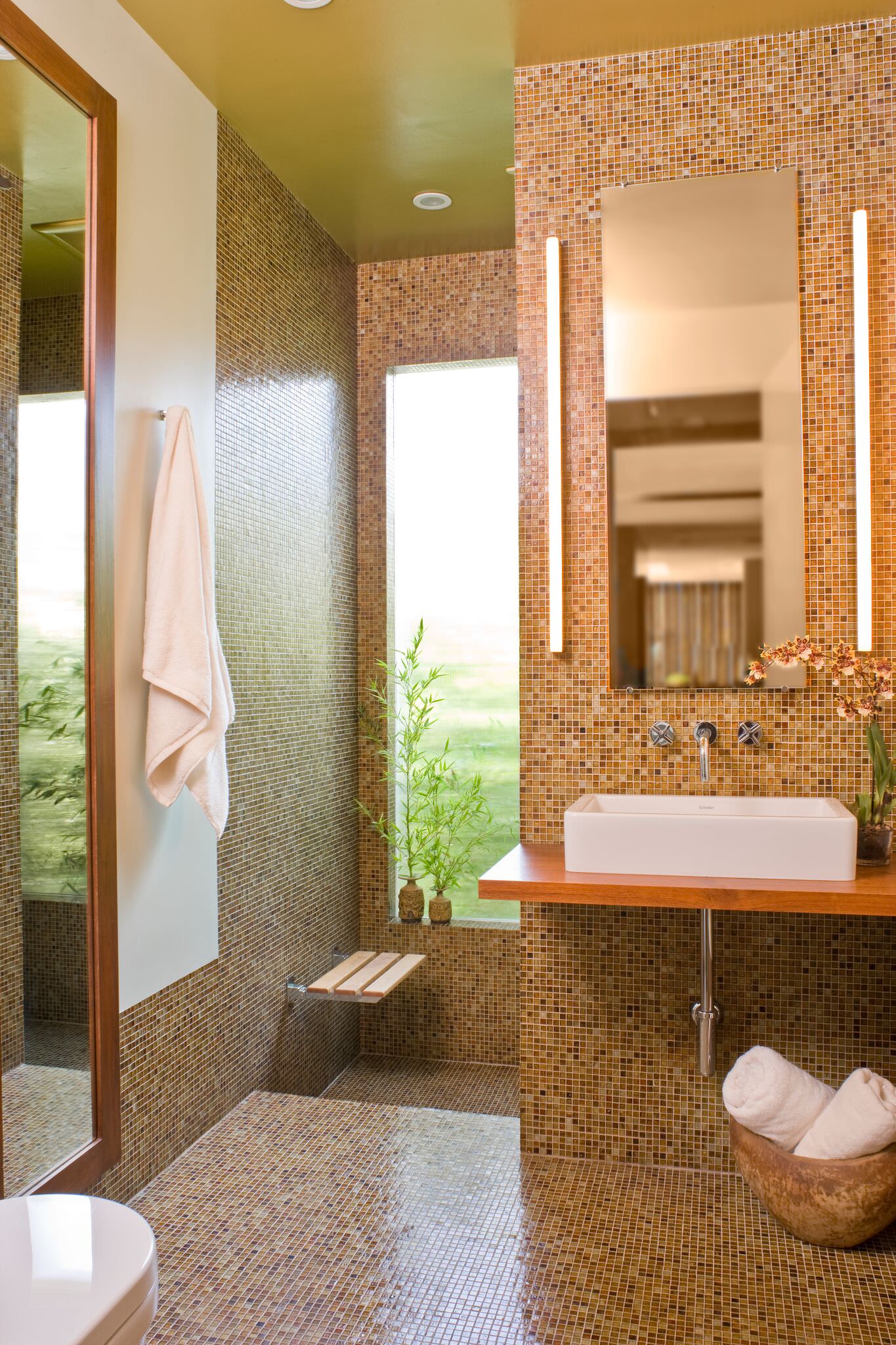 14+-+guest+bath_preview.jpeg
