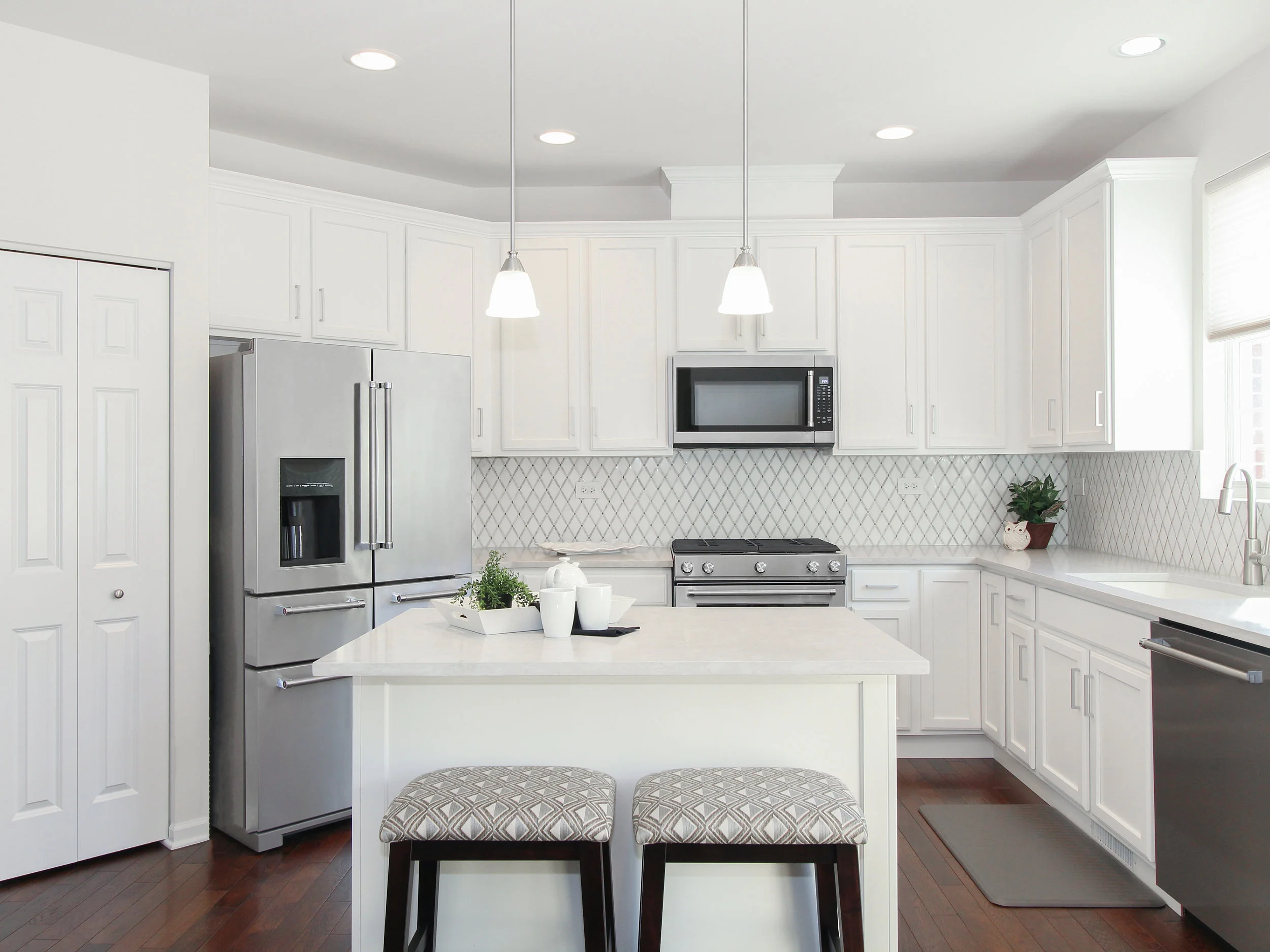 Final White Kitchen.jpg