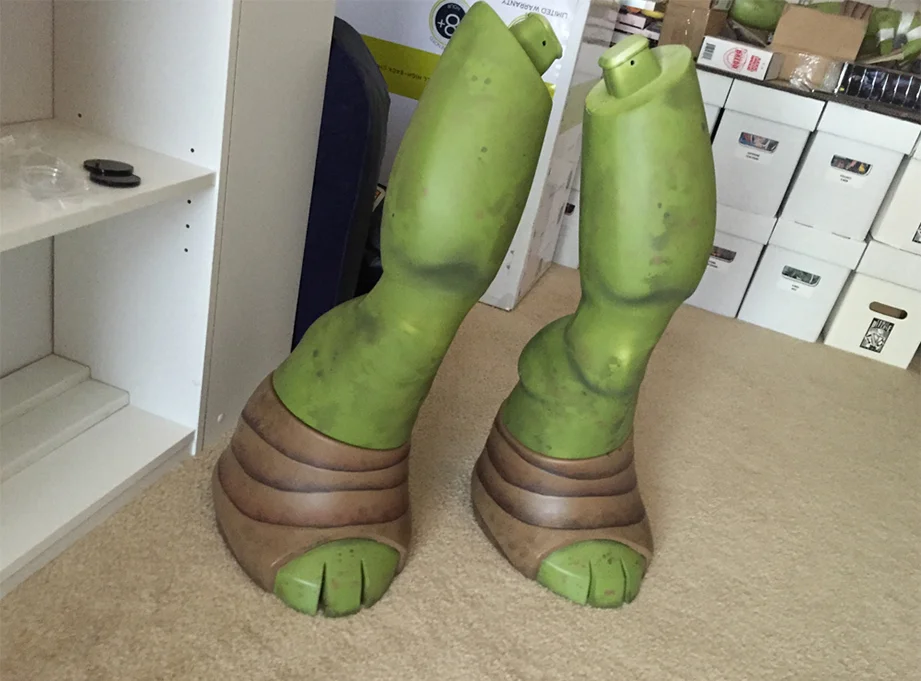 The painted and re-assembled legs.