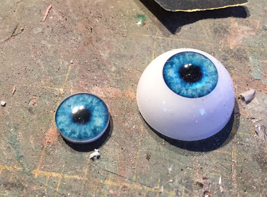  I trimmed off the old eyeball, keeping the pupils. 
