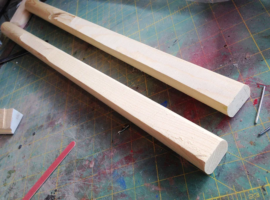 I picked up some 1-1/4” dowels and flattened the sides on the table saw. The flat sides really add to the comfort of the grip and would help prevent the axe twisting in your hand.