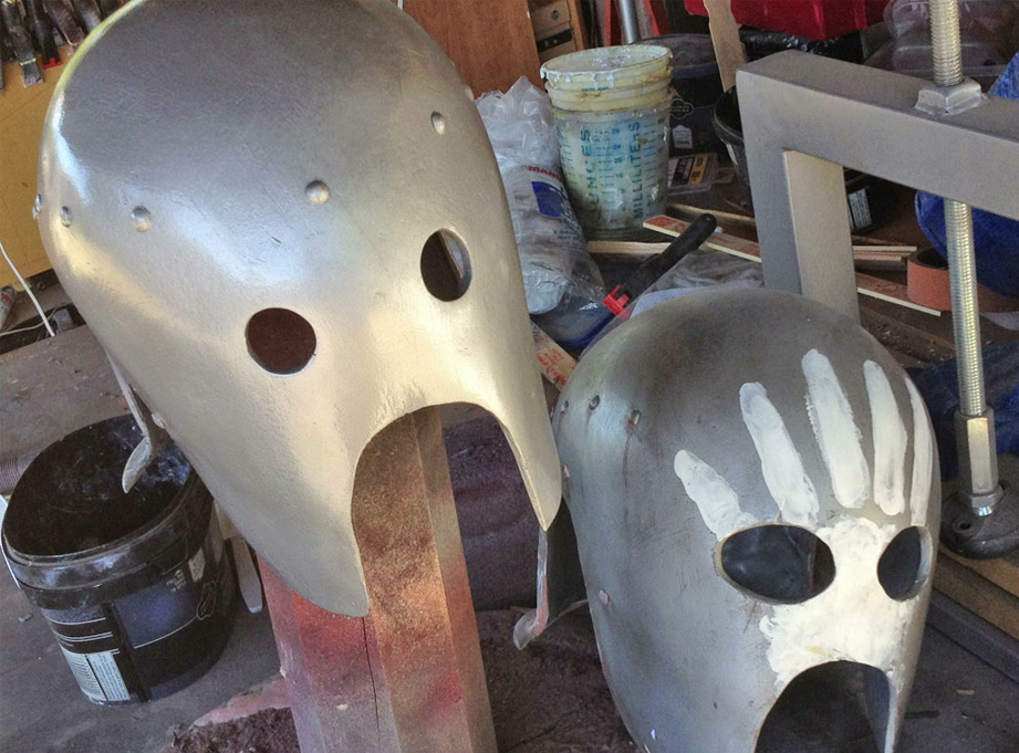 After glueing on some extra rivets across the forehead, I gave the helmet a base coat of Rustoleum Hammered Silver.