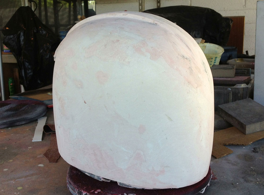  After many hours of putty and sanding work, I got the helmet feeling round and smooth. 