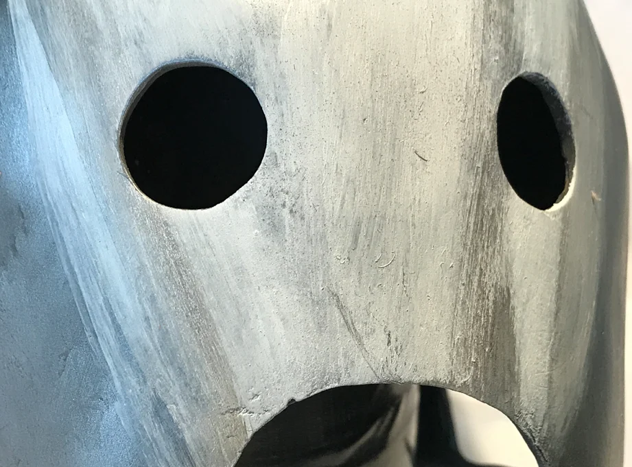 The original helmets have the white hand crudely painted on so I used a chip brush to do a purposely crappy job of it.