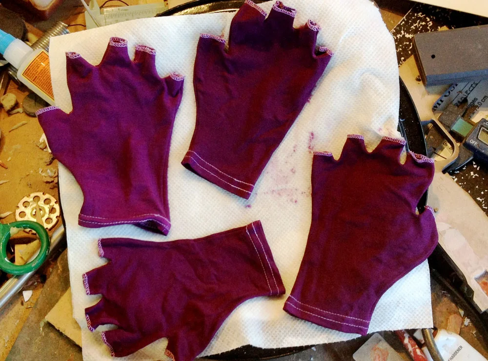 The resulting color was very close to the reference. I ended up dying all four of the supplied gloves. The color turned out slightly different on each which gives the client final choice for his cosplay.