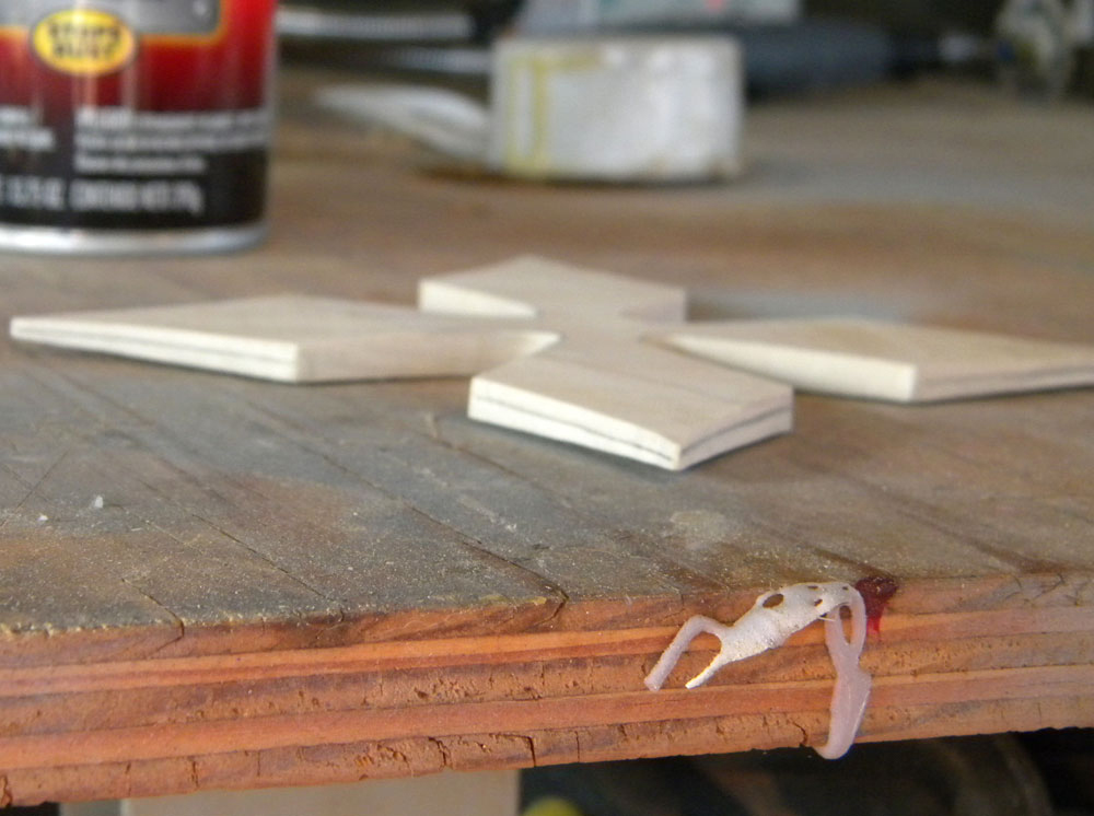  I did narrow each point from the center on the belt sander to make them look more sharp. The star may be blurry but look at that plywood table edge! 