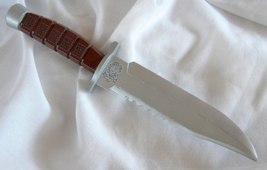 The final painted knife!