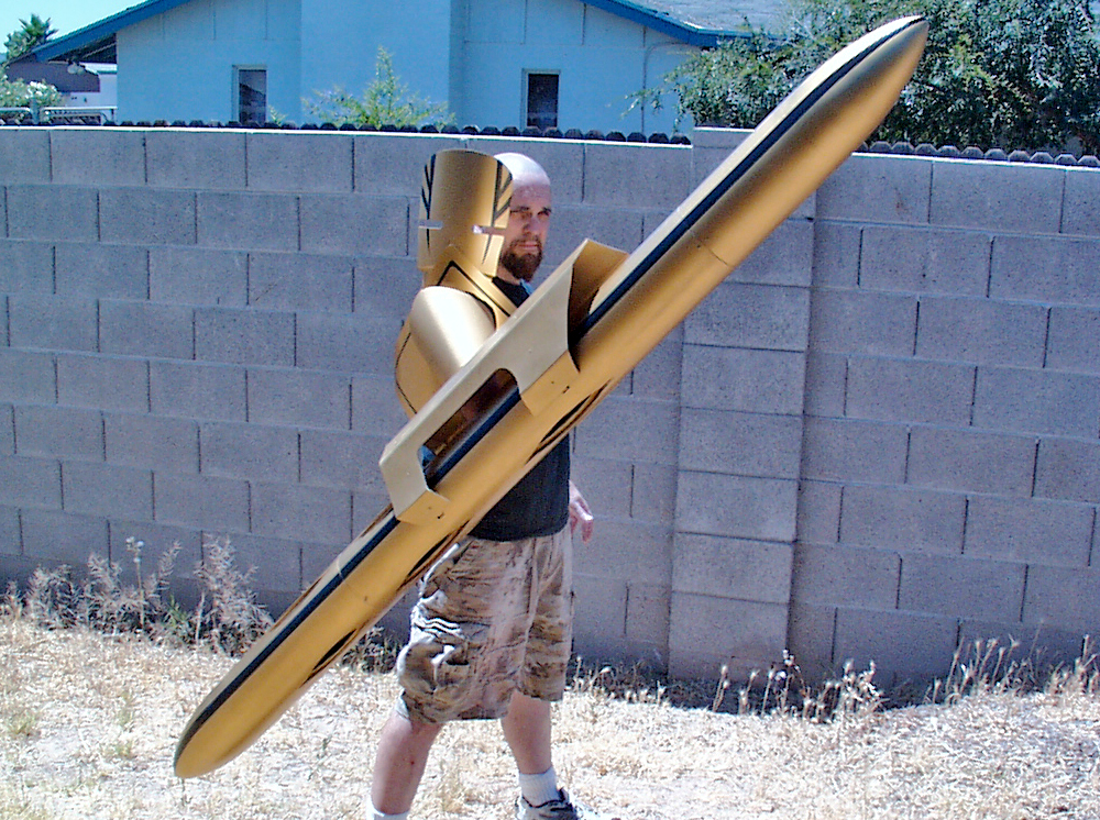  The final bankai as worn by me. Even though this monster makes me look Hobbitty, I am actually 6 ft tall. The prop weighs 11 lbs but is nicely balanced when worn. 