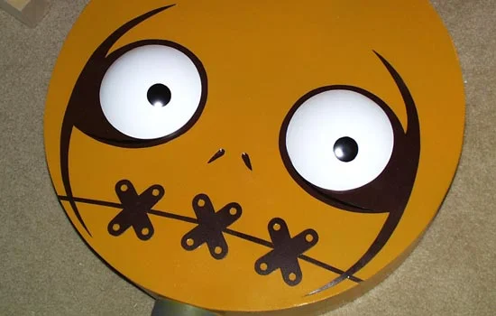 The eyes glued in place.