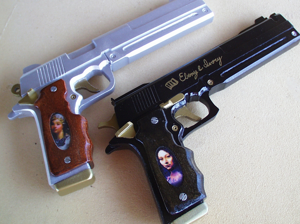 Ebony Ivory Replica Pistol Set Wulfgar Weapons Props