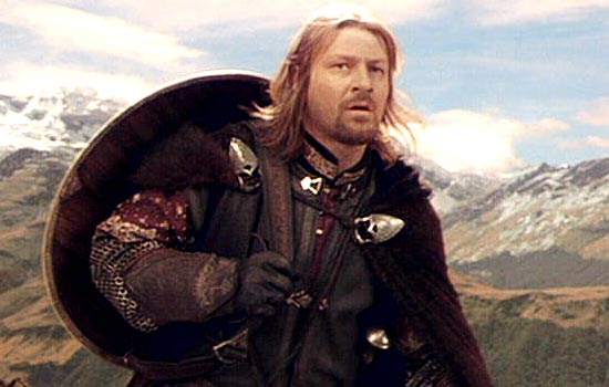  United Cutlery planned an official replica of Boromir’s shield but went out of business before it could be made. I was really looking forward to getting one so I’ll make one myself. 