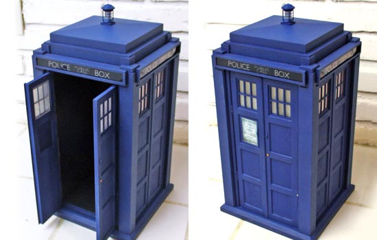  The final TARDIS! The phone door sign is a laser print from a tight screen cap. 