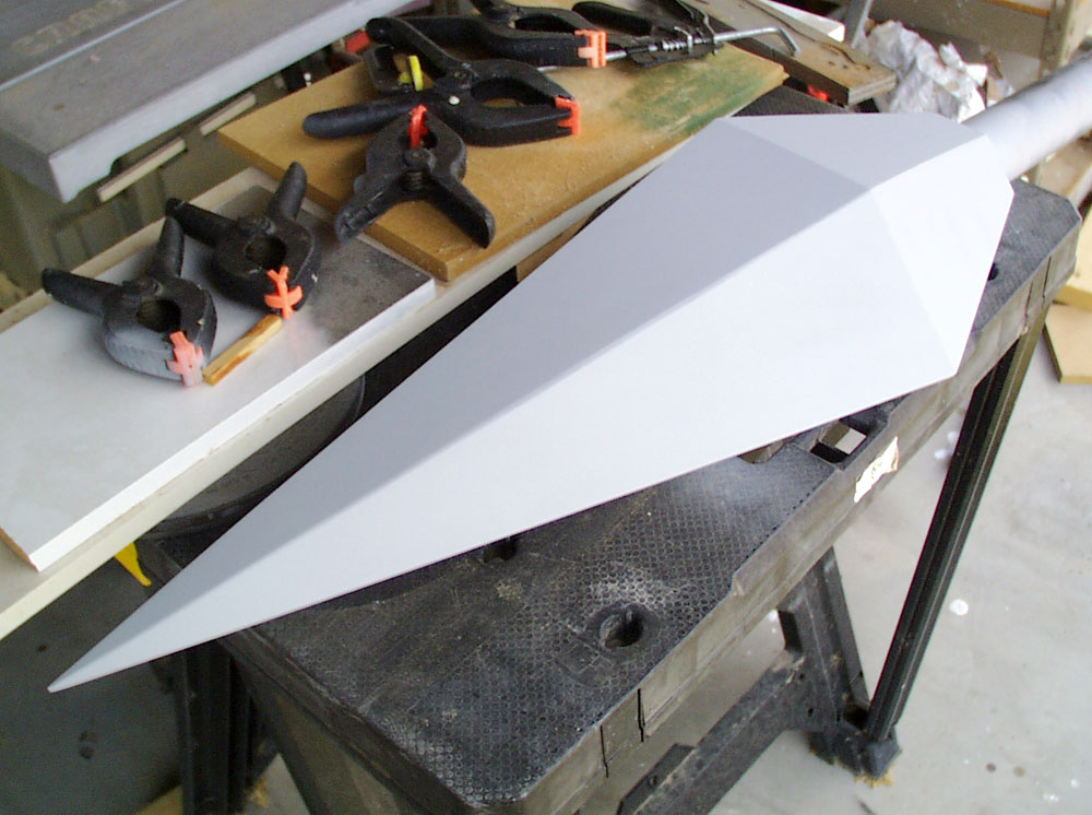 The final blade painted with primer.