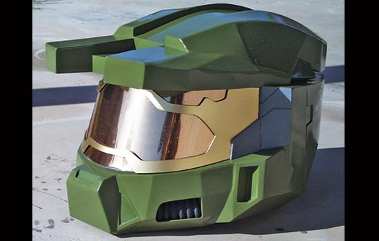  Amazingly enough, the opaque pattern on the visor doesn’t restrict my field of vision at all! 