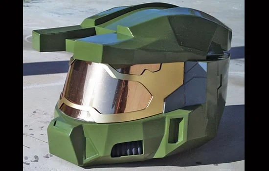 Amazingly enough, the opaque pattern on the visor doesn’t restrict my field of vision at all!