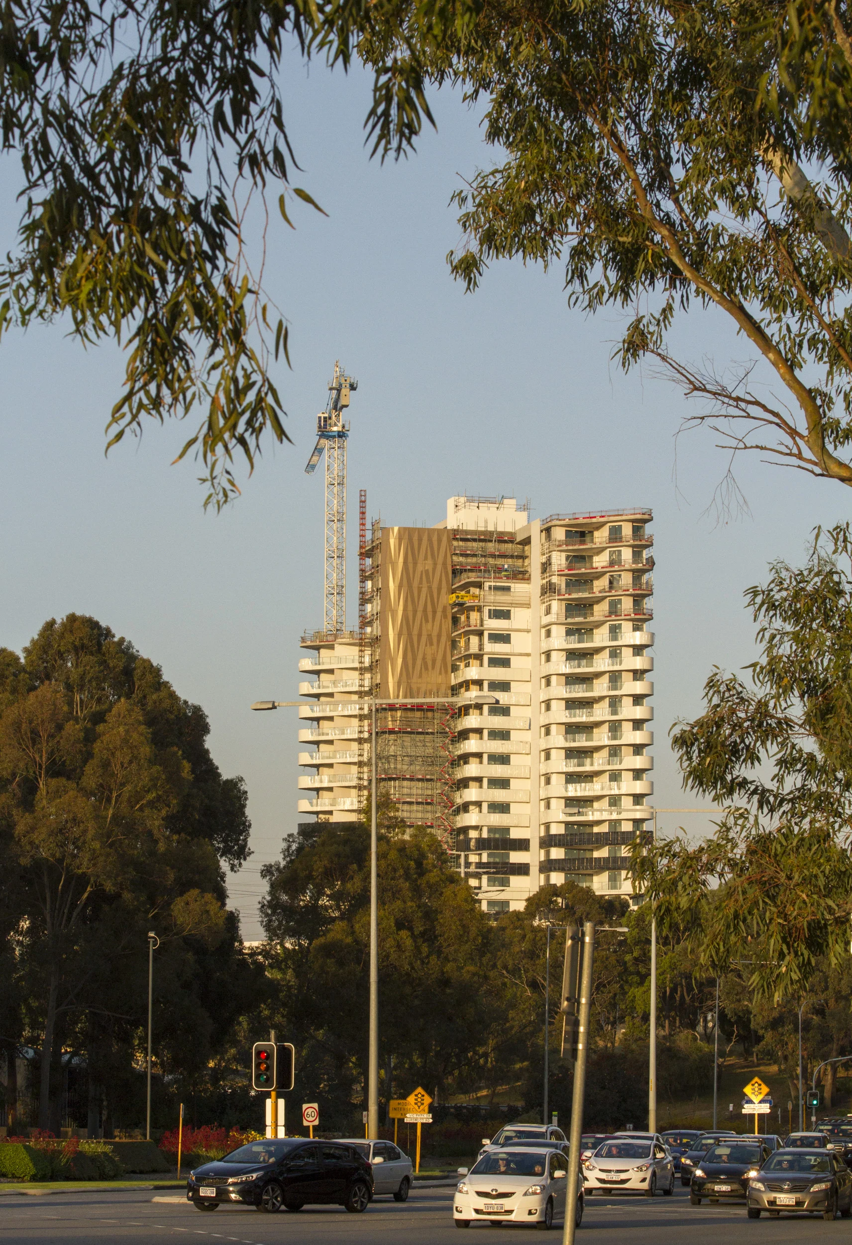 The Crest Rick Vermey, Folding Light, 2016-19. Work in progress view from Great Eastern Highway, opposite Crown Casino, Burswood. 2018.