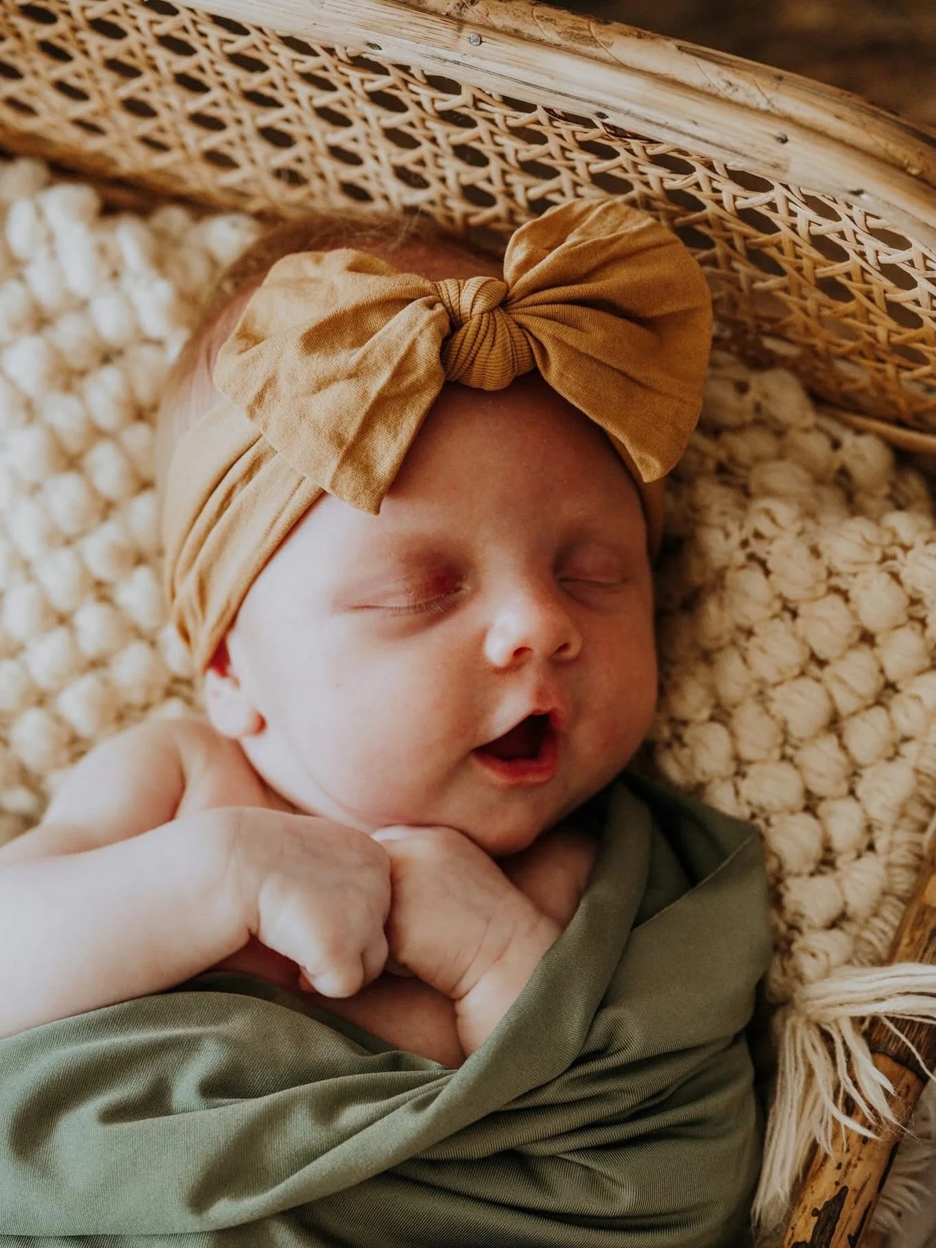 Newborn sessions are forever memories you want to look back on; by freezing time and documenting those tiny details they become something so special. 

There is so much beauty in this gallery. The feeling of love and joy were definitely captured! 

#