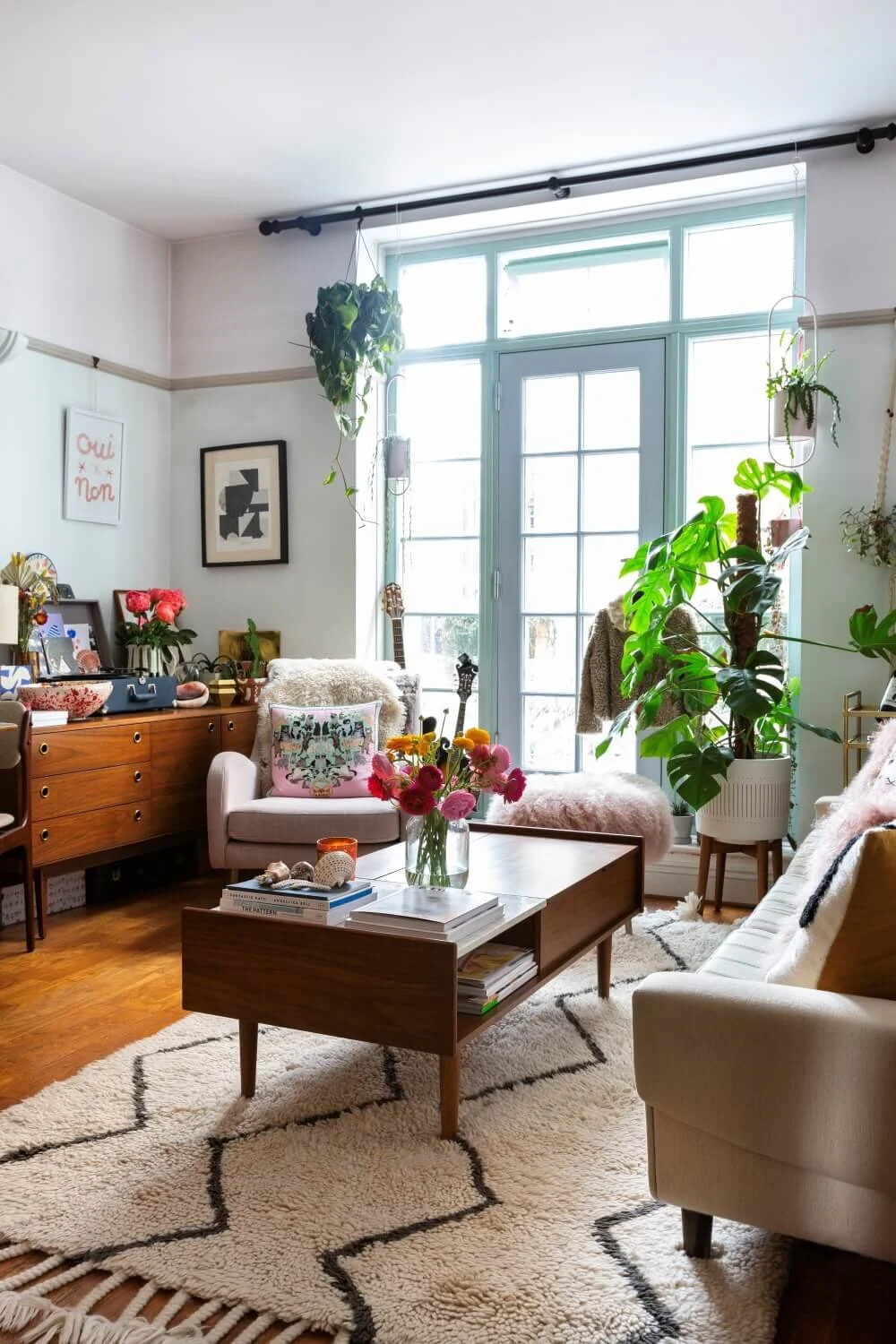 Video-Home-Tour-Of-A-Rented-Listed-Building-In-East-London-6.jpeg