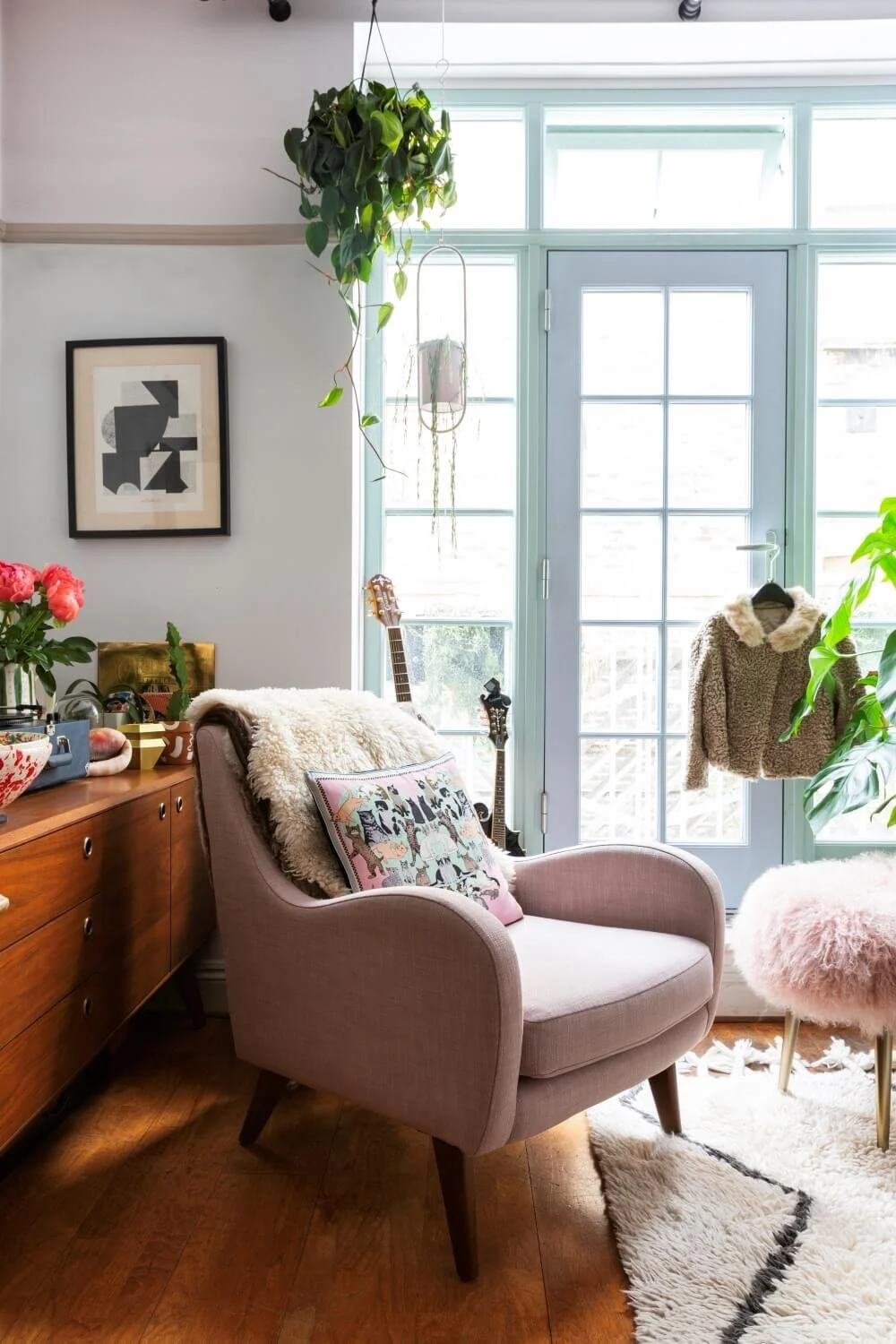 Video-Home-Tour-Of-A-Rented-Listed-Building-In-East-London-14.jpeg