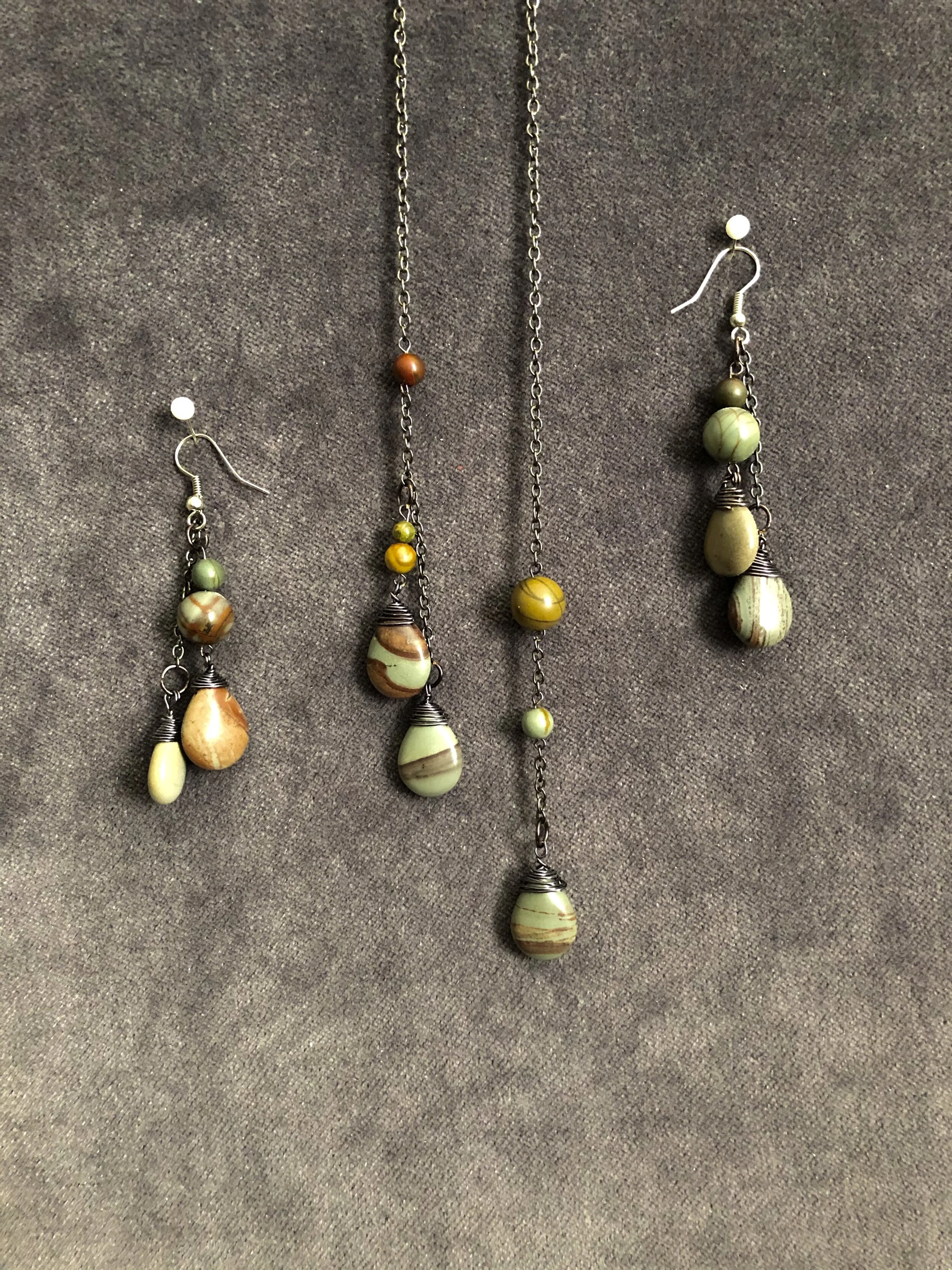 Jasper briolette parure (open)