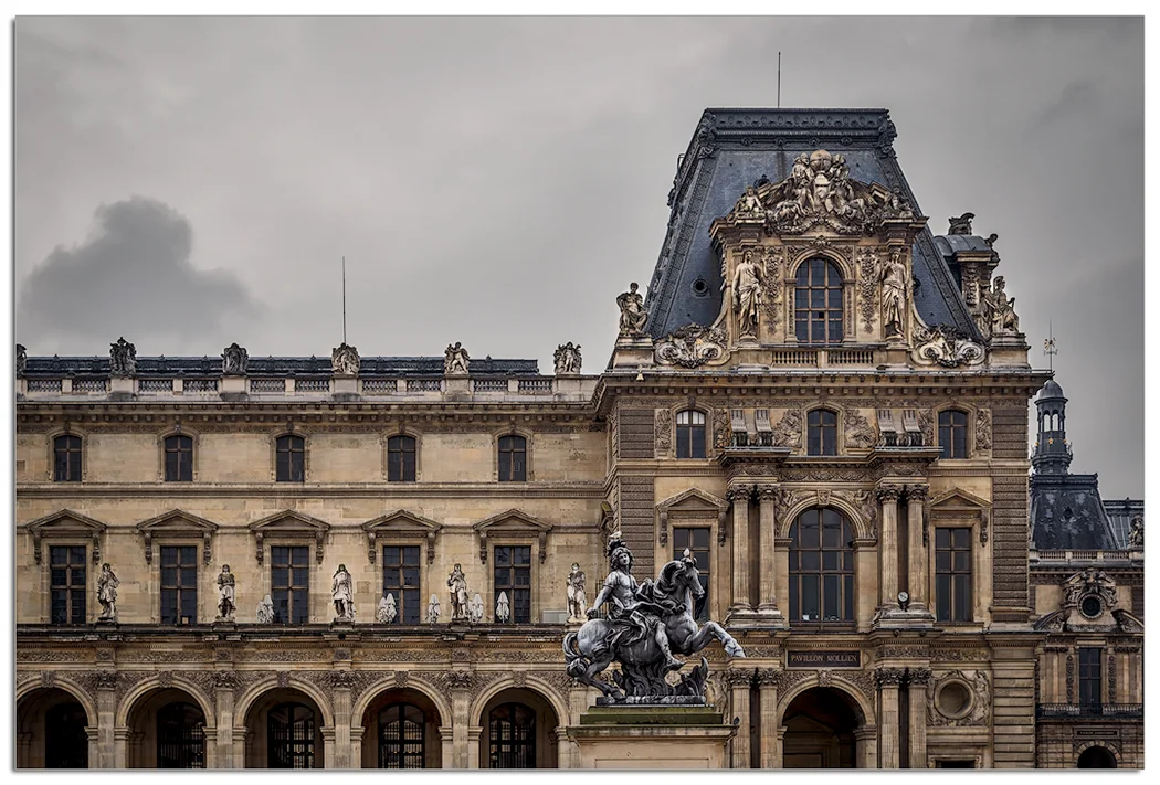 Louvre
