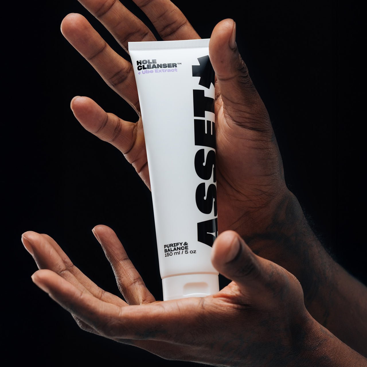 Asset_Hole-Cleanser_Carousel_0004_Hands_Compressed.jpg