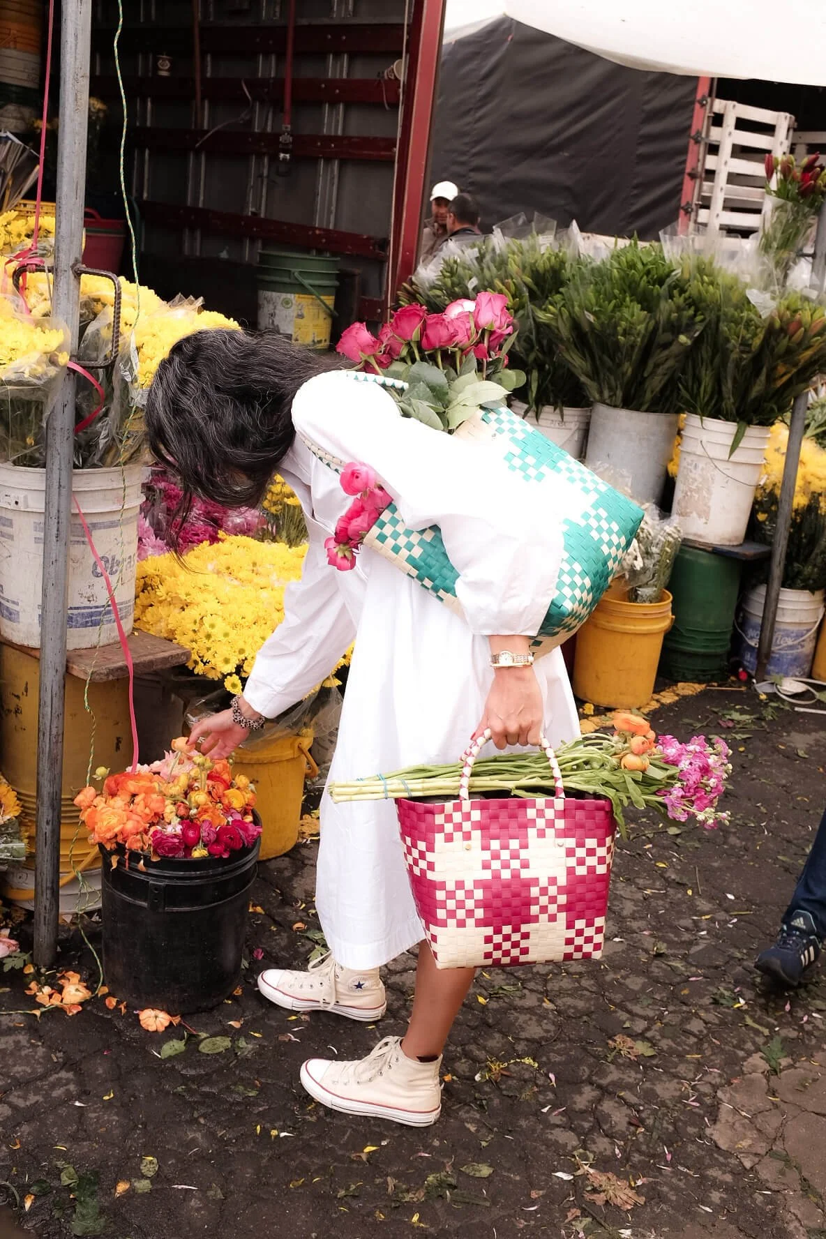 Freny Green Artist | Travel | Blog | Colombia | Bogota | Paloquemao | Flower market 