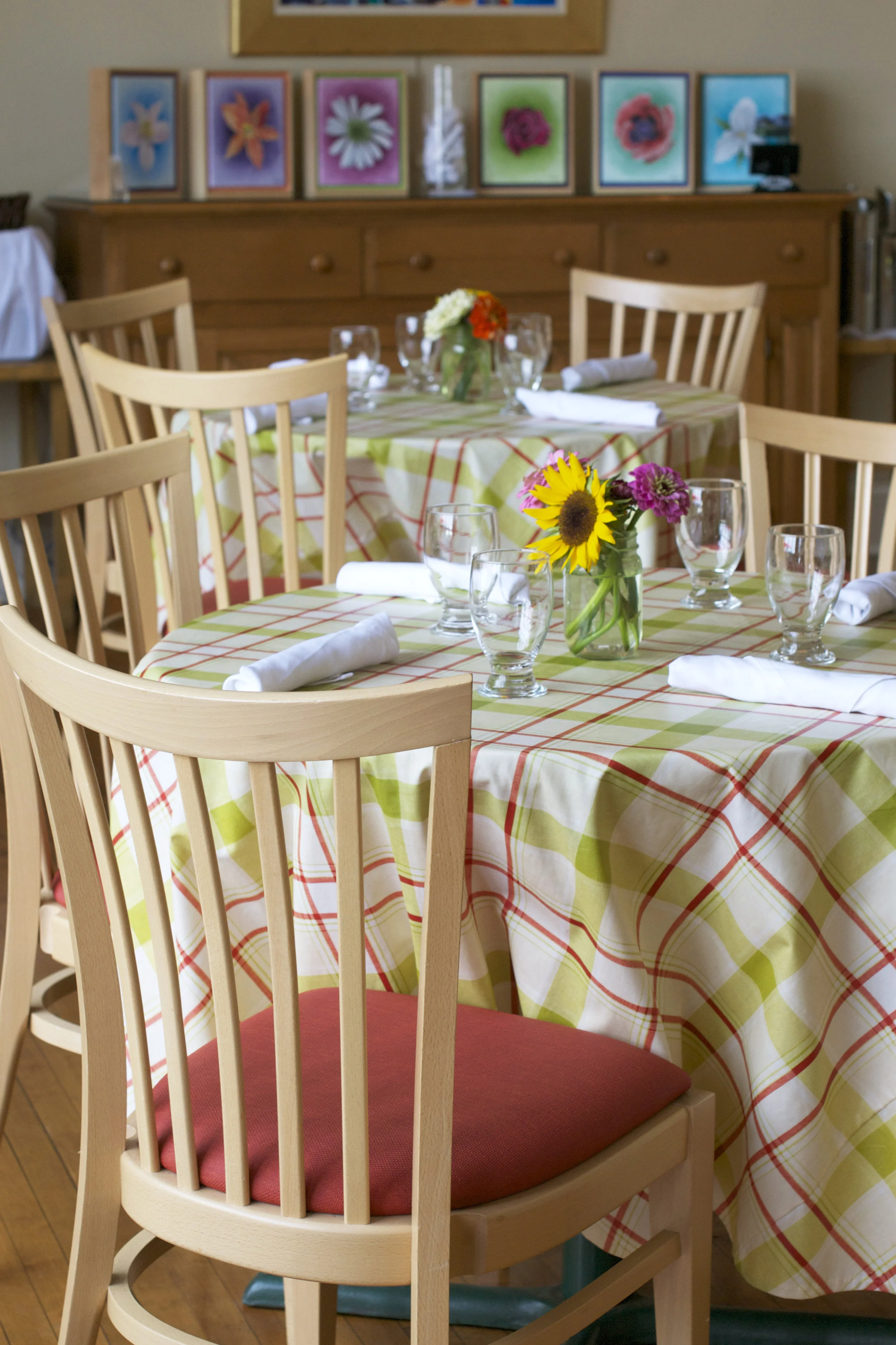 tablescape.jpg