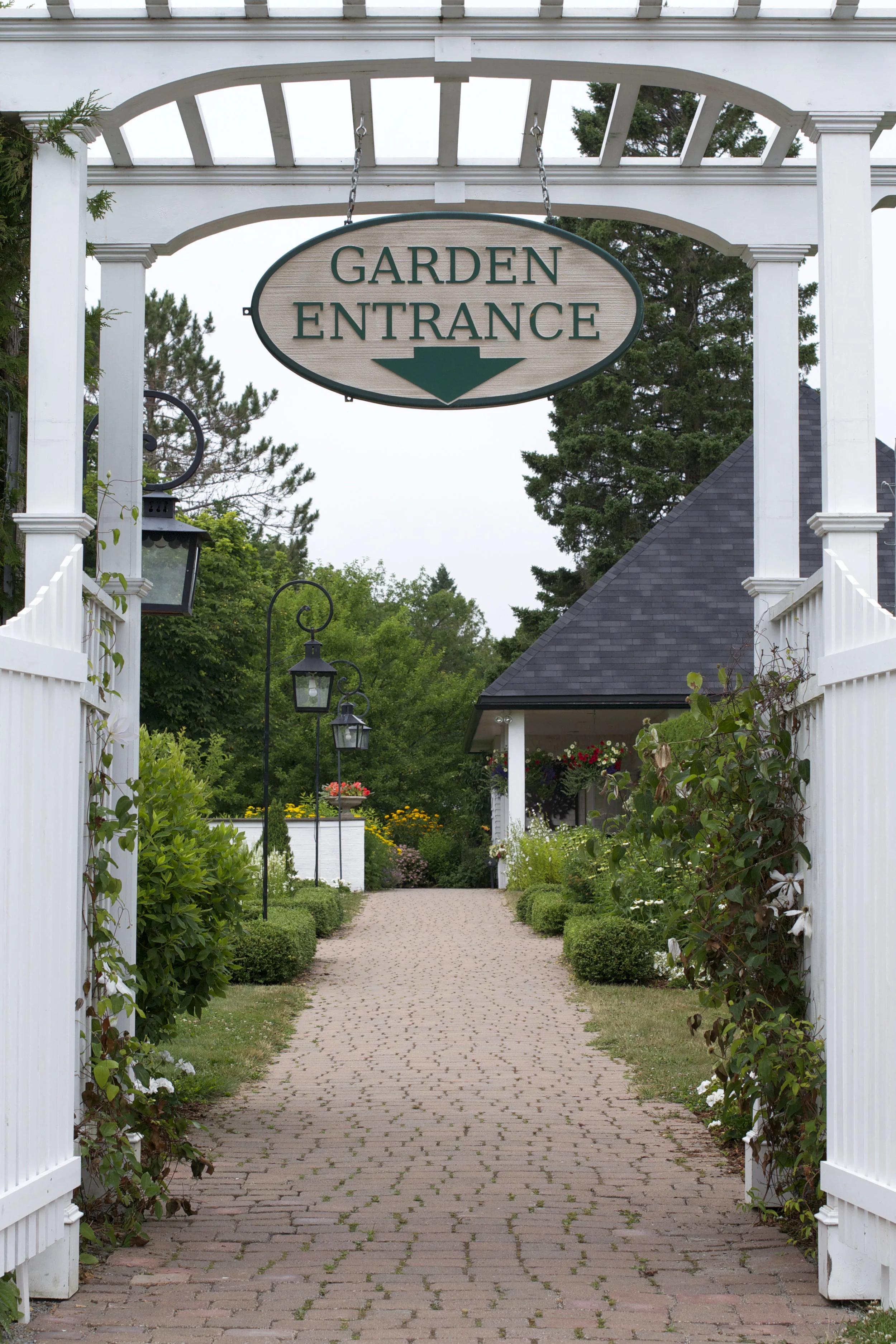 Garden-Entrance-Trellis.jpg