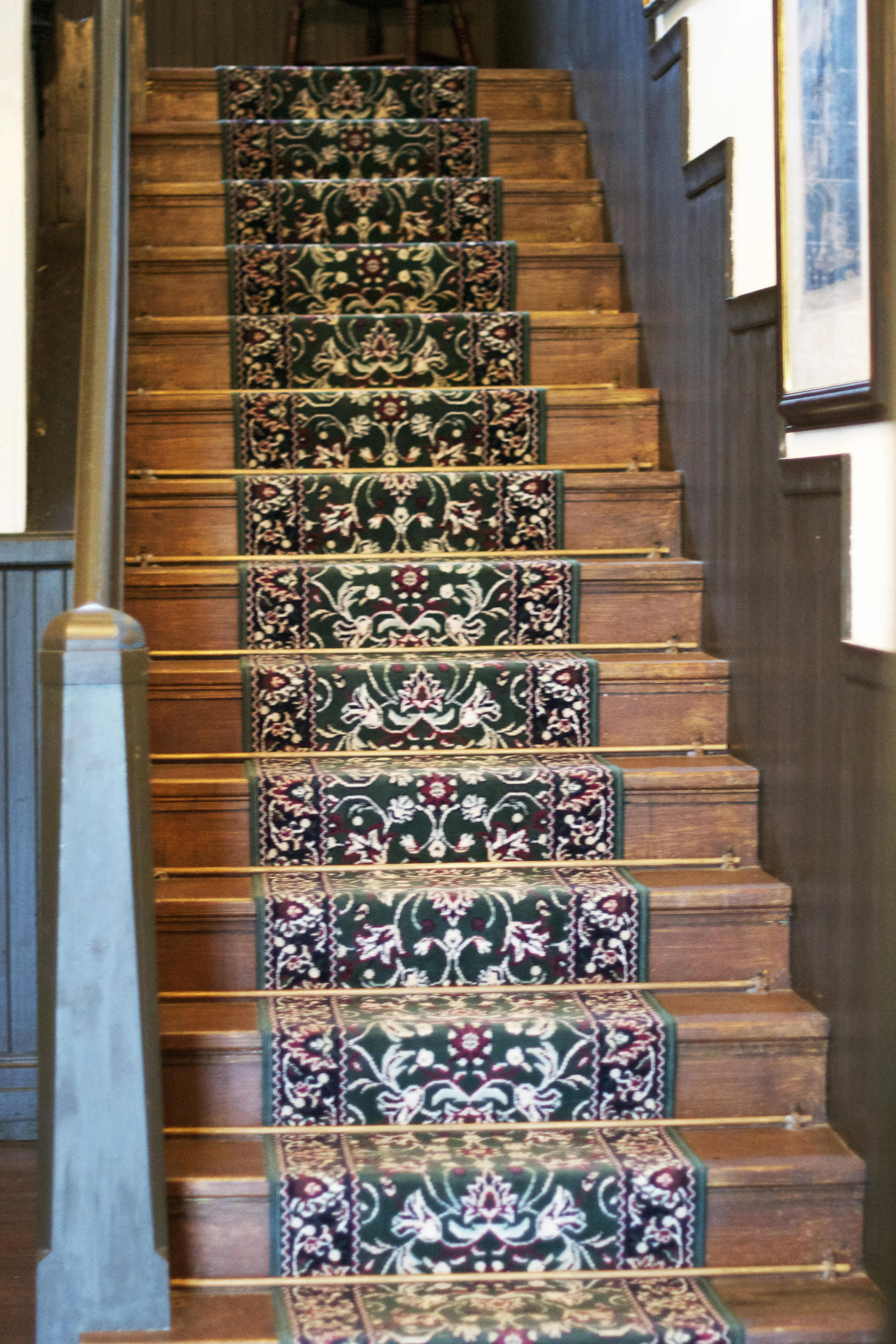 carpet-stairs.jpg