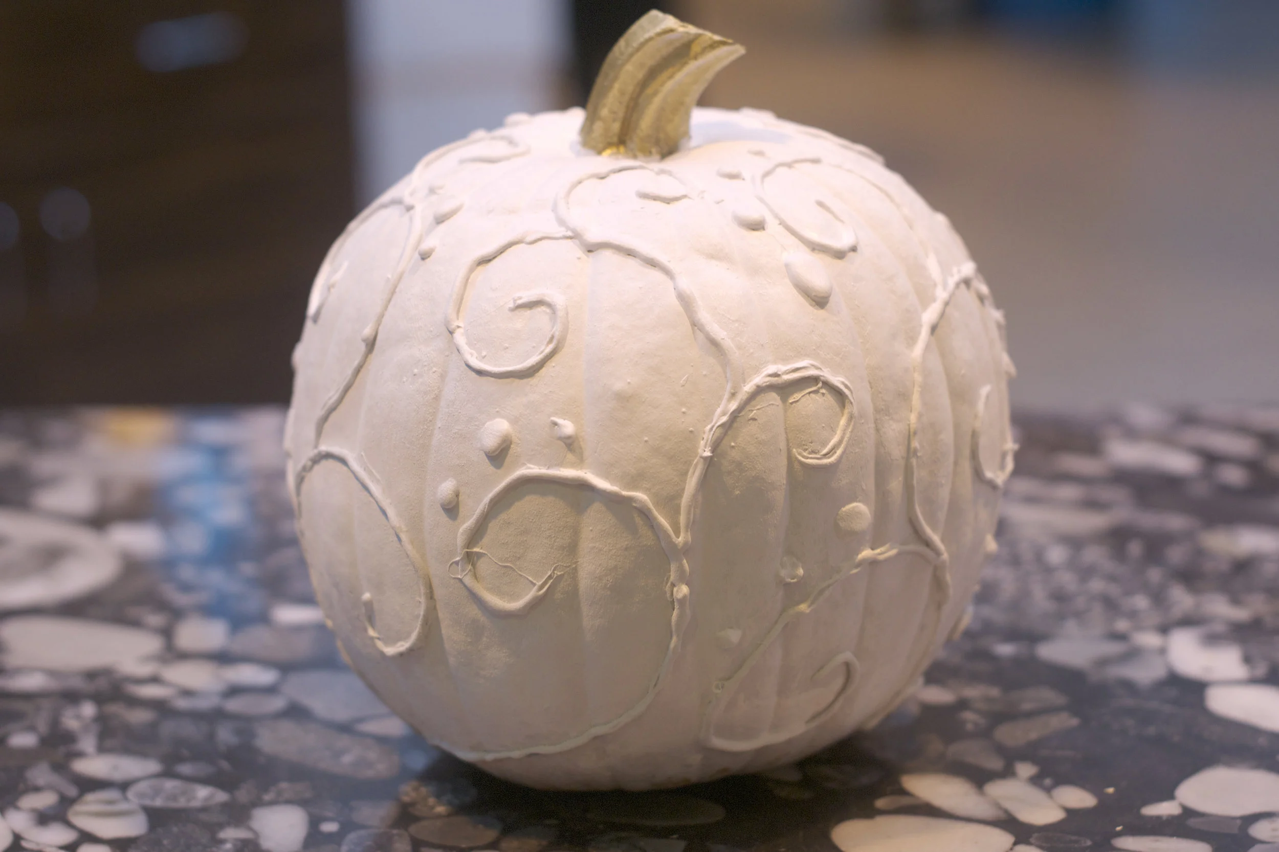 white-swirly-pumpkin.jpg
