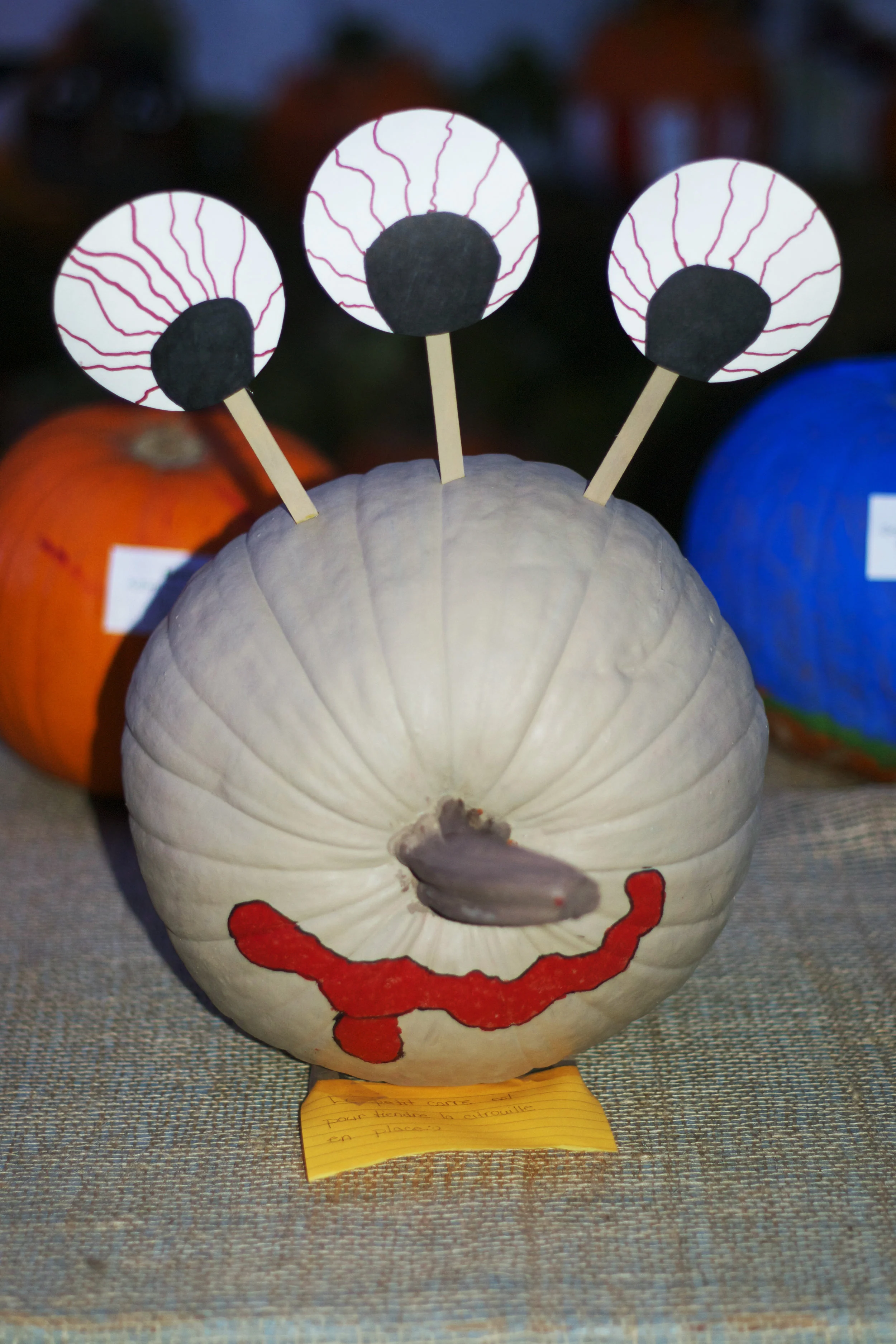 3-eye-beige-pumpkin.jpg